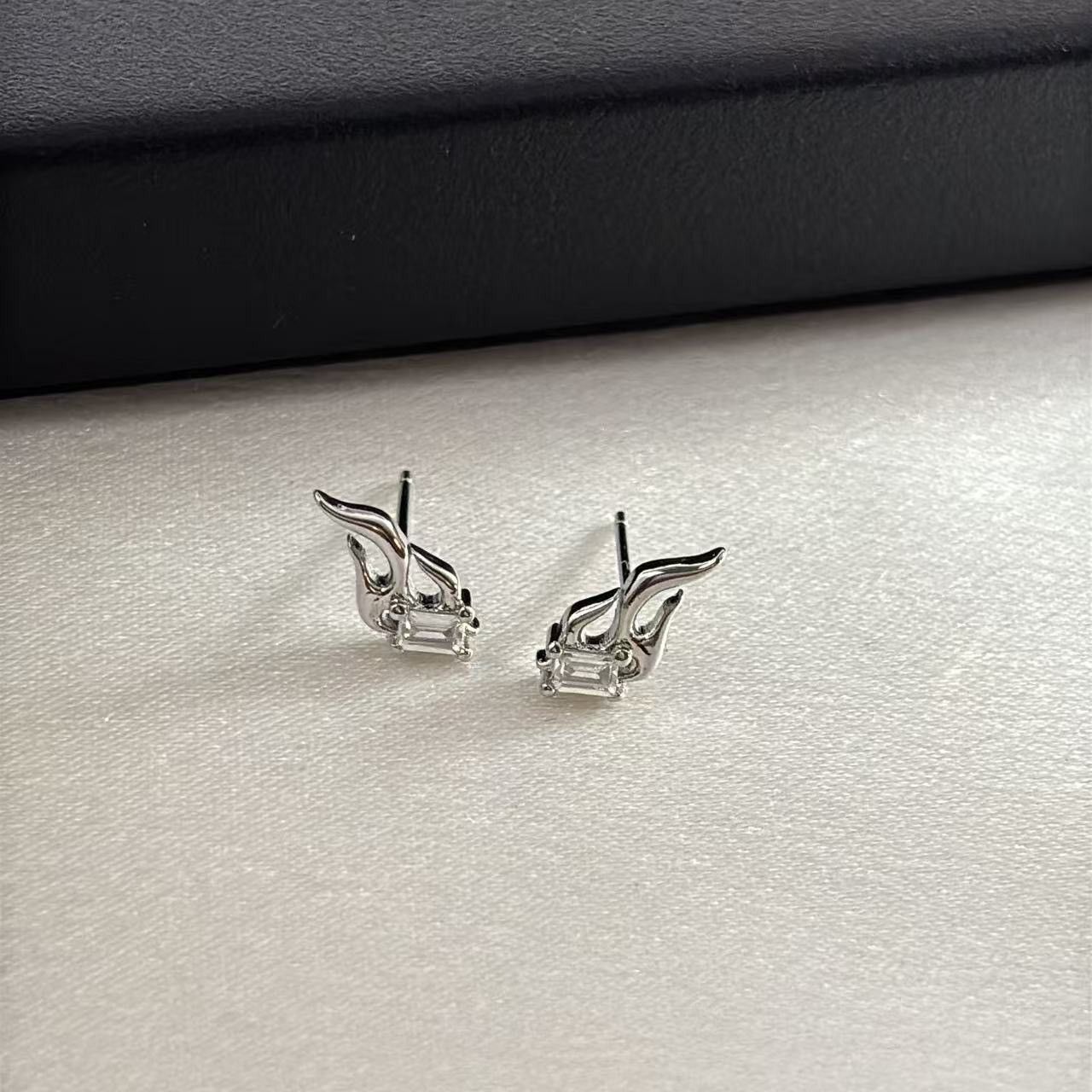 Other Flame Stud Earrings for Men Women Streetwear Hip Hop Punk Size ONE SIZE - 1 Thumbnail