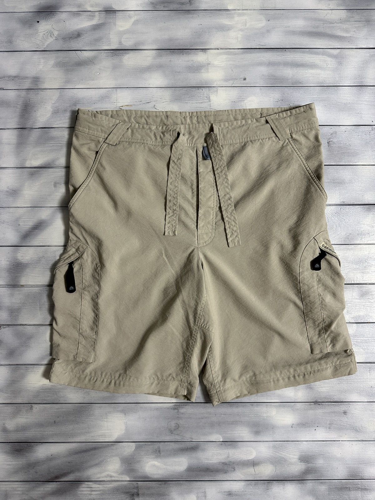 Vintage Rare Outdoor Shirts Nike ACG Vintage Size L. Size US 34 / EU 50 - 1 Thumbnail