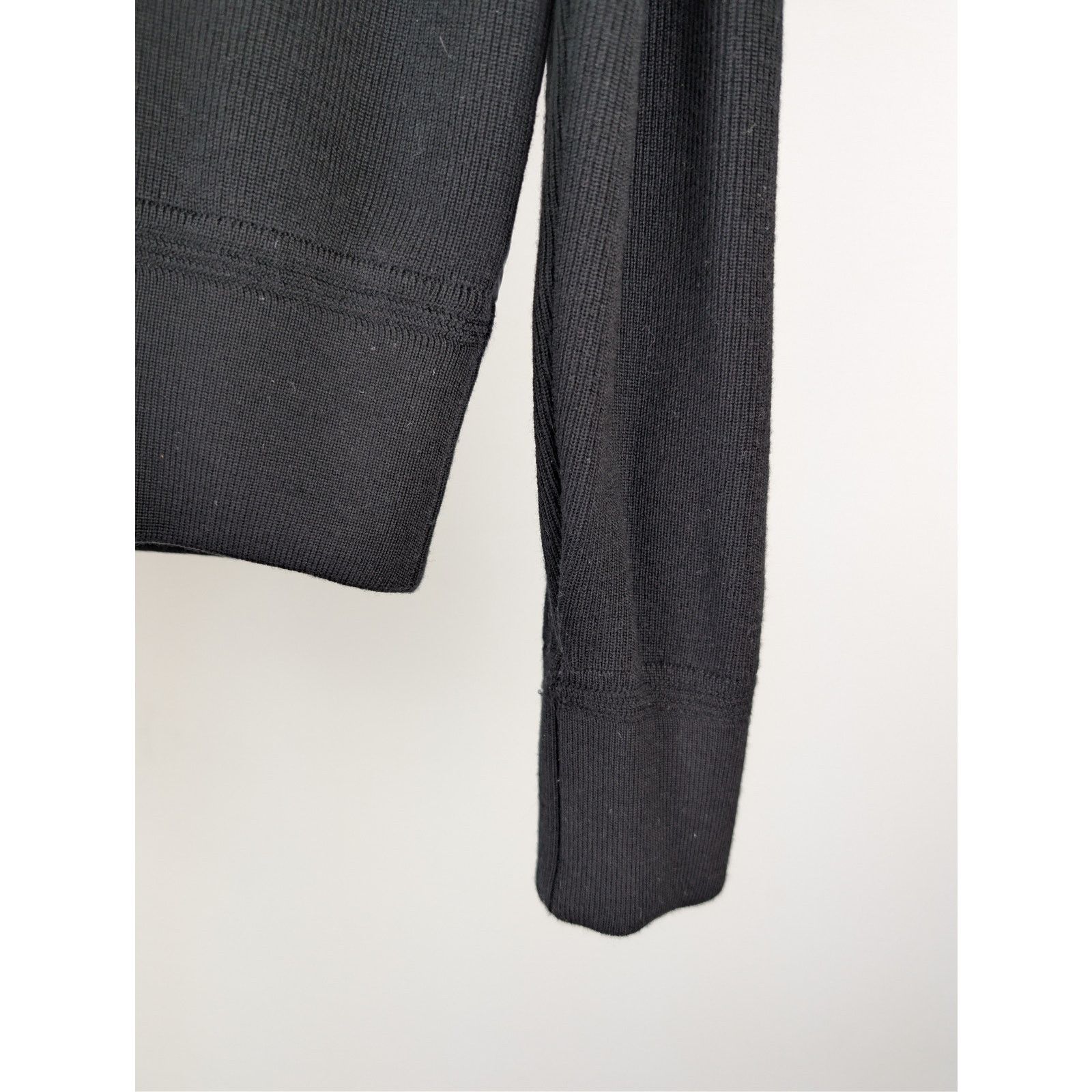 Tom Ford o1rshd1 CC20 Media Puffer Front Merino Wool Cardigan Jacket Size US M / EU 48-50 / 2 - 15 Thumbnail