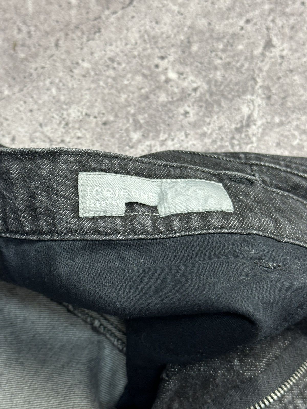 Vintage Iceberg Jeans Icejeans Bondage Distressed Jeans