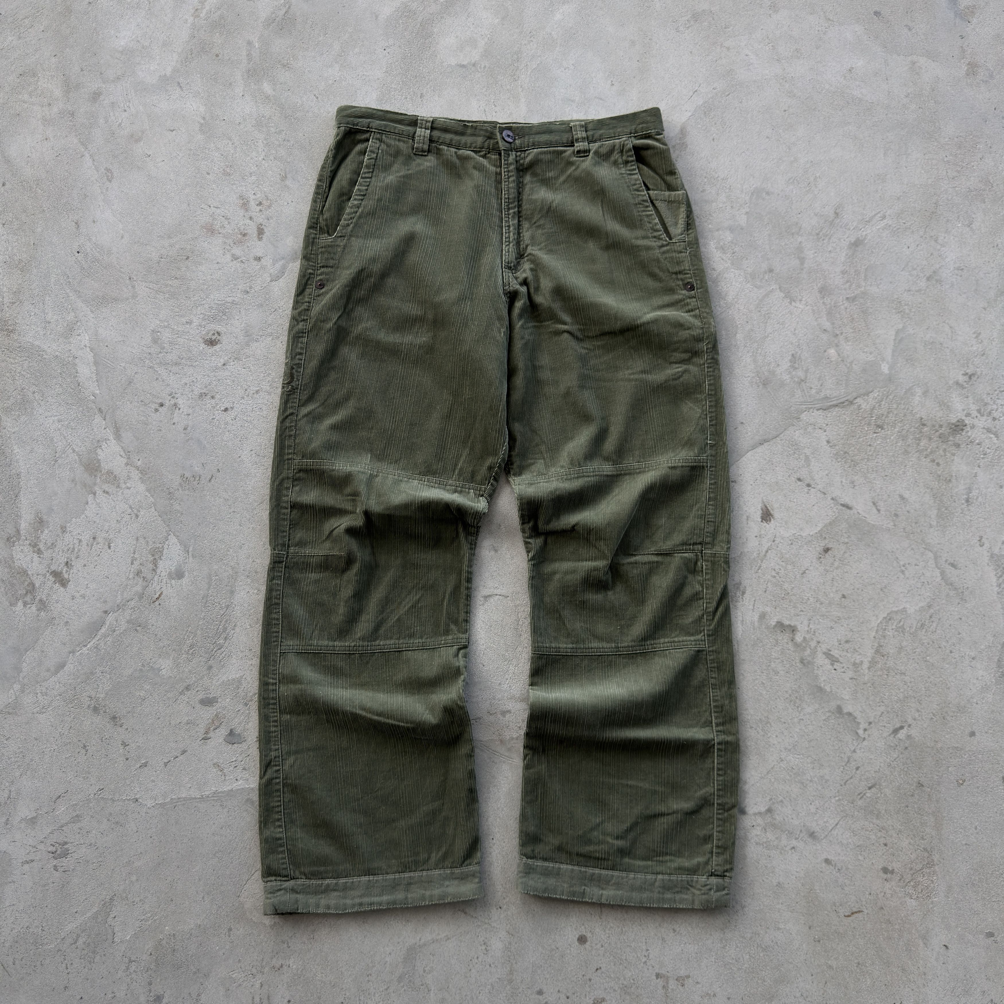 Quiksilver Quiksilver Corduroy Skate Cargo Pants Green Cord 36 Size US 36 / EU 52 - 2 Thumbnail