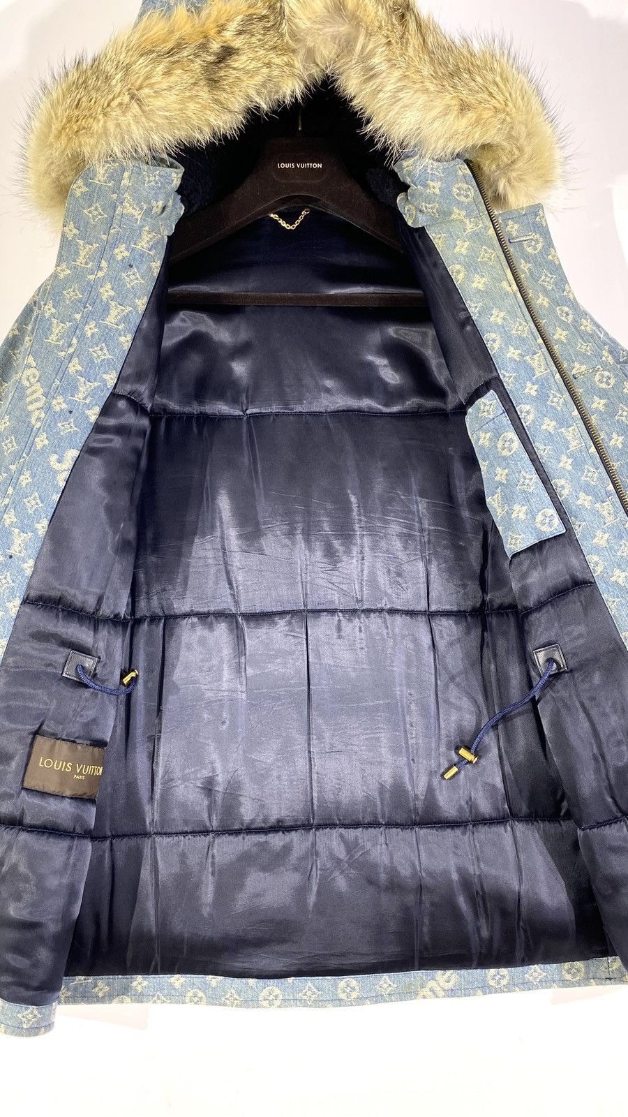 Louis Vuitton × Supreme Louis Vuitton X Supreme 46 Parka Denim Blue Monogram Size US S / EU 44-46 / 1 - 4 Thumbnail