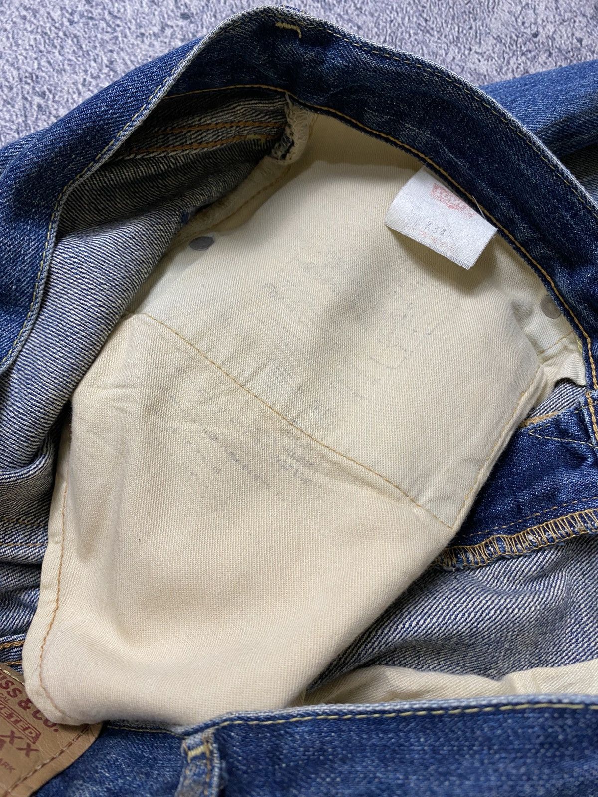 Levi's Vintage Clothing LEVIS 502 BIG E SELVEDGE DENIM Size US 31 - 5 Thumbnail