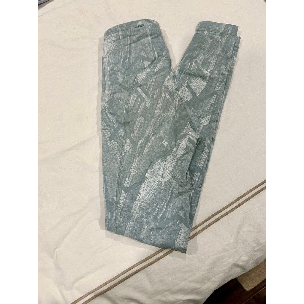 Lululemon Lululemon Swift Speed Up High Rise Tight 28" Chevron Sz. 2 Size 26" / US 2 / IT 38 - 7 Thumbnail