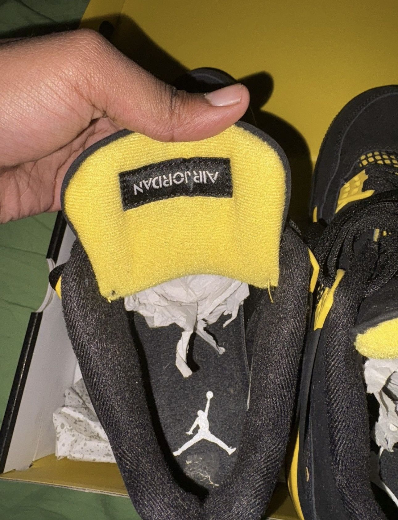 Jordan Brand Jordan Thunder 4 Size US 10.5 / EU 43-44 - 4 Thumbnail