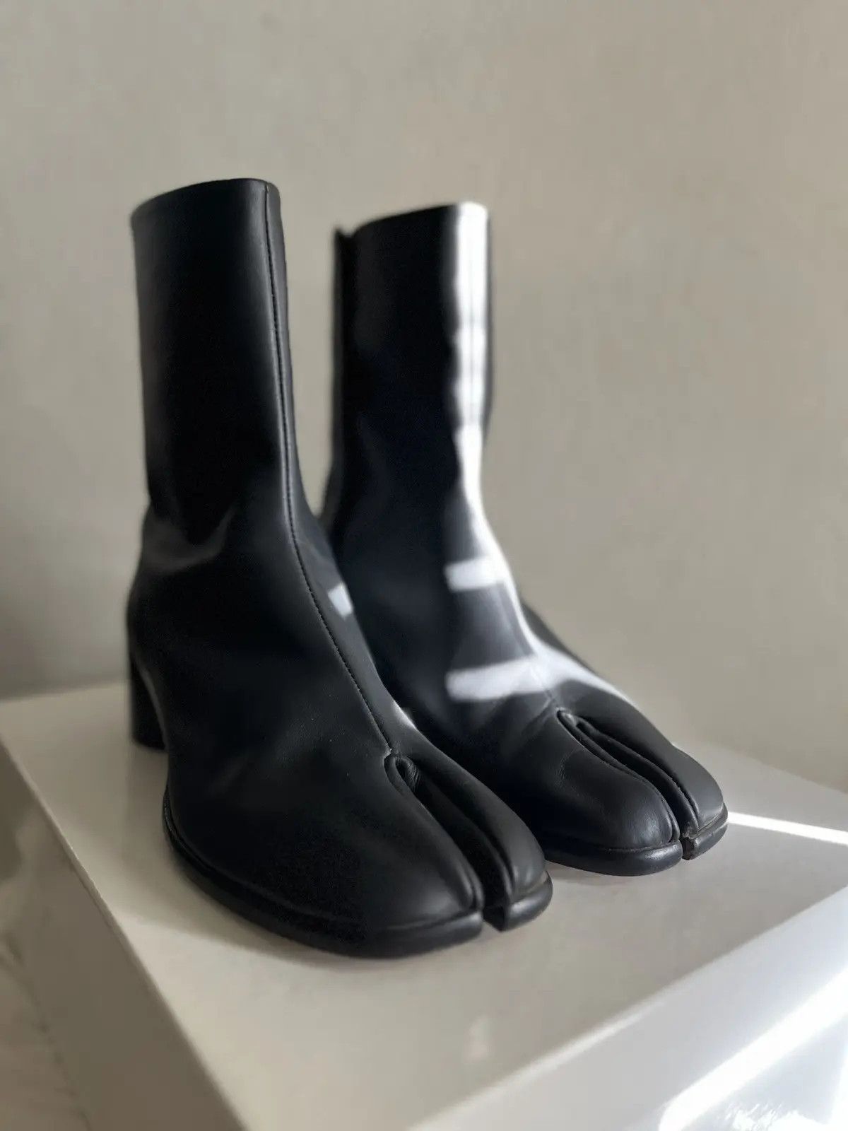Maison Margiela Maison Margiela Tabi Boots Size US 8 / EU 41 - 1 Thumbnail