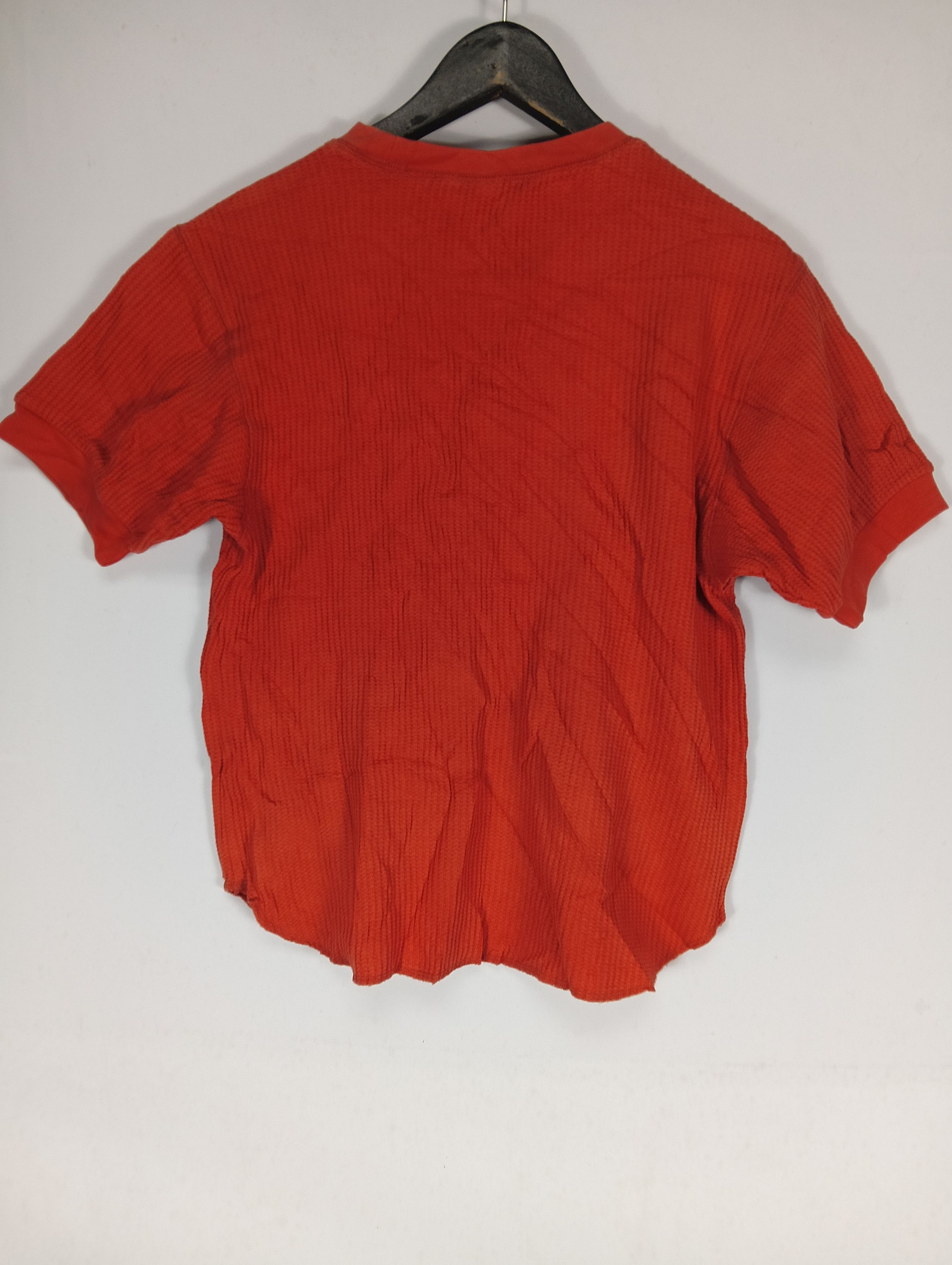 Uniqlo uniqlo Tee plain Size US S / EU 44-46 / 1 - 8 Thumbnail
