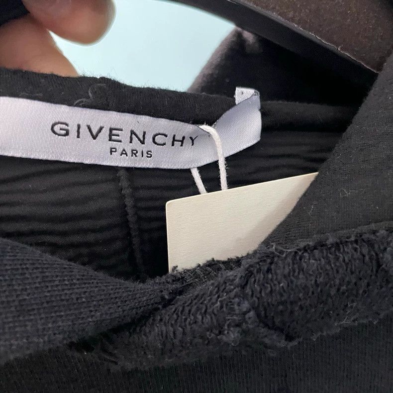 Givenchy Givenchy Black Large Destruction Logo Crewneck Hoodie Size US S / EU 44-46 / 1 - 3 Thumbnail