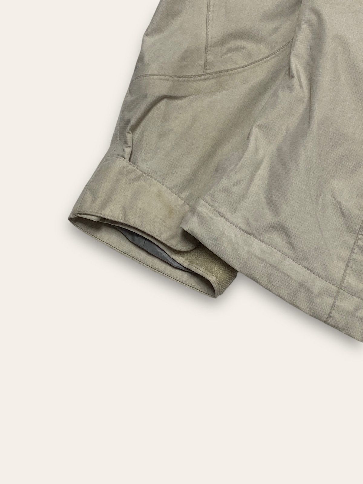 The North Face Vintage THE NORTH FACE Grey Waterproof Windbreaker Shell Size US M / EU 48-50 / 2 - 14 Thumbnail