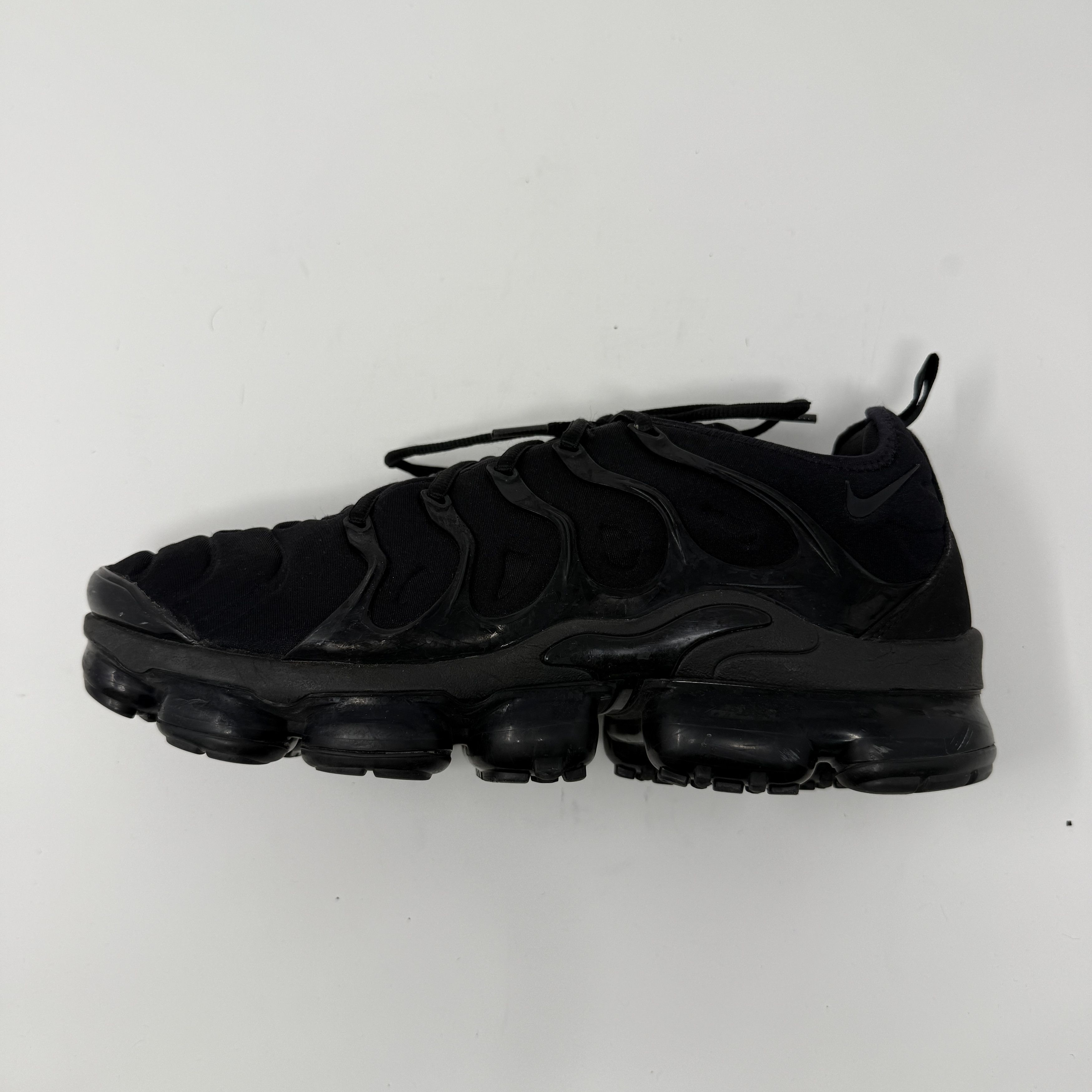 Nike Nike Air Vipormax Plus Men's Triple Black Sneakers Size US 11 / EU 44 - 2 Thumbnail