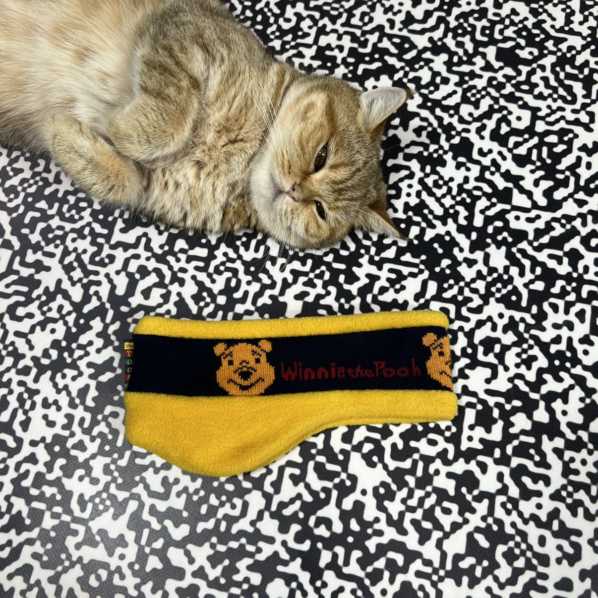 Disney Vintage 90s Winnie Pooh Disney Headband Retro Movie Style Size ONE SIZE - 1 Thumbnail