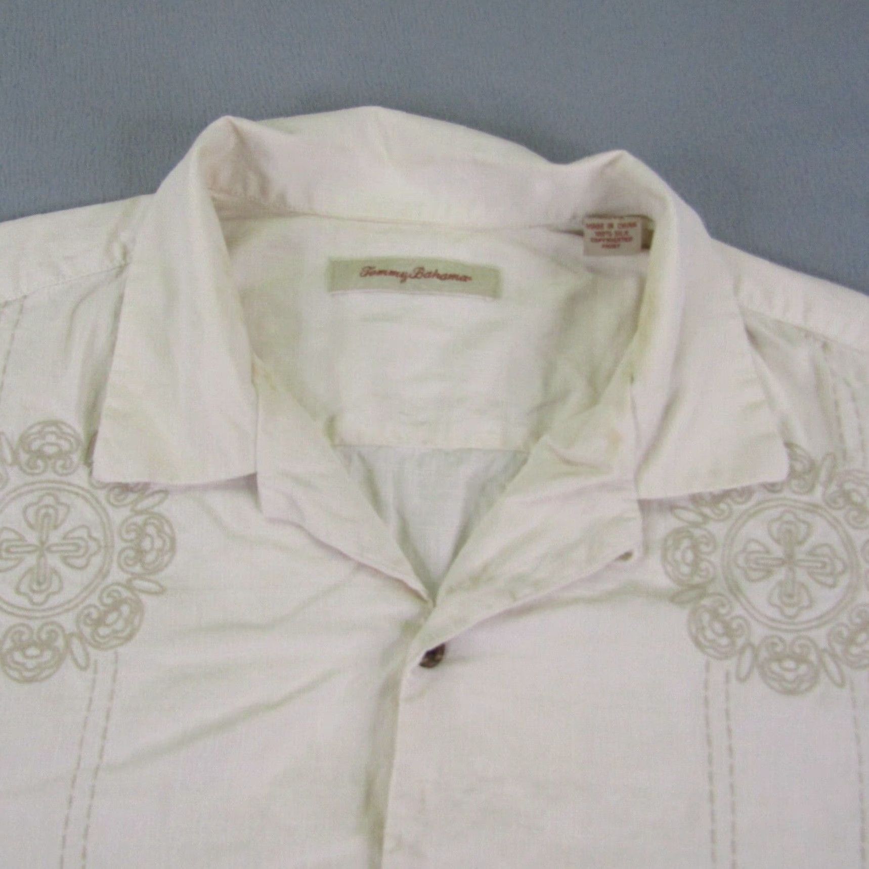 Tommy Bahama VINTAGE Tommy Bahama Shirt Mens XL Beige Silk Button Up Loop Collar Camp Geometric Shirt Size US XL / EU 56 / 4 - 2 Thumbnail