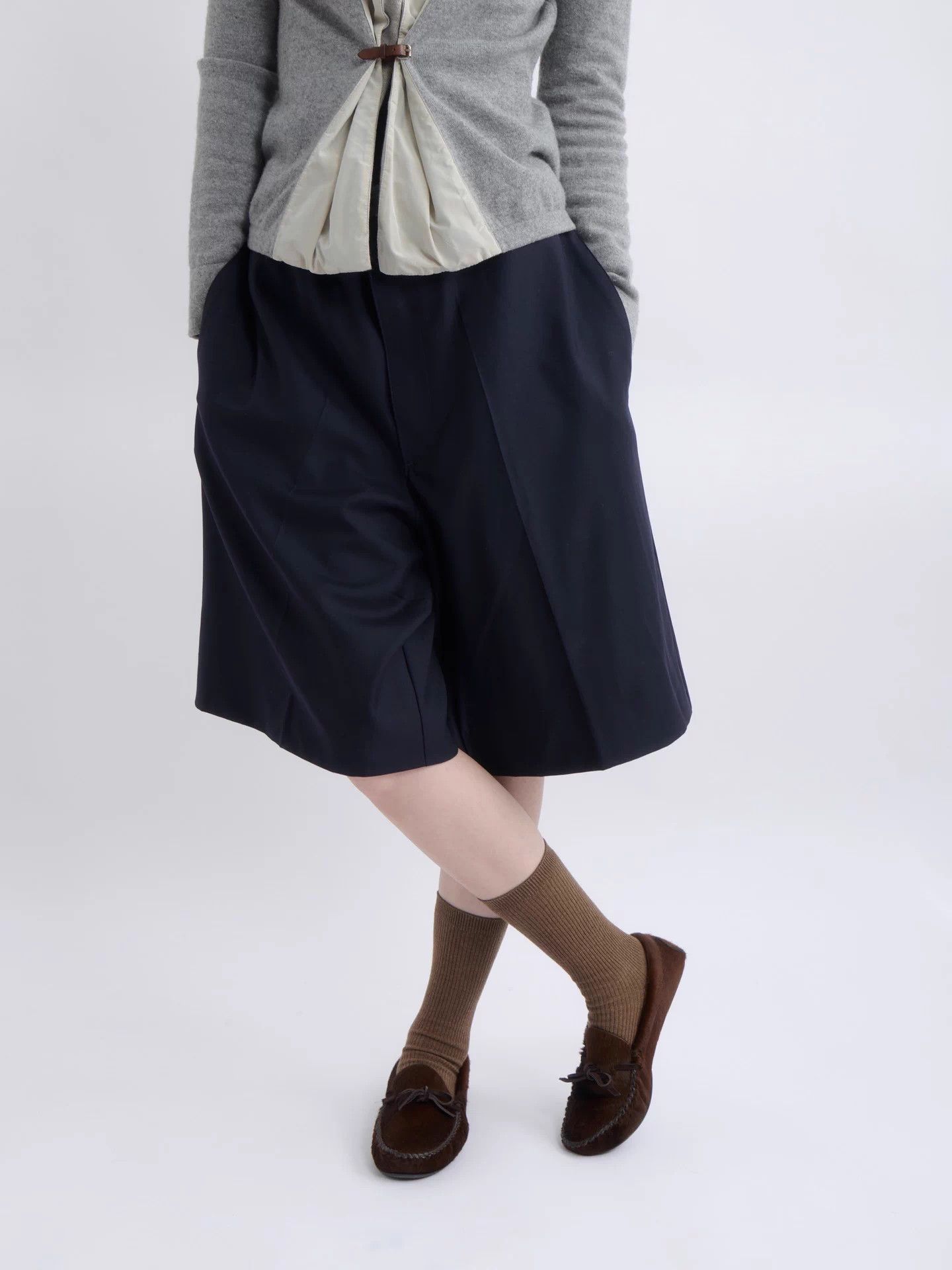 Jacquemus JACQUEMUS Navy Wool Wide-Leg Short Pants Size US 36 / EU 52 - 2 Thumbnail