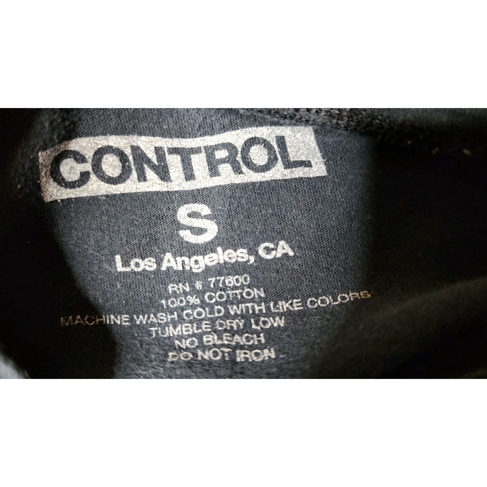 Vintage VINTAGE Keith Urban Control T-Shirt Adult Small Black Graphic Print Band Concert Tee Size US S / EU 44-46 / 1 - 4 Thumbnail