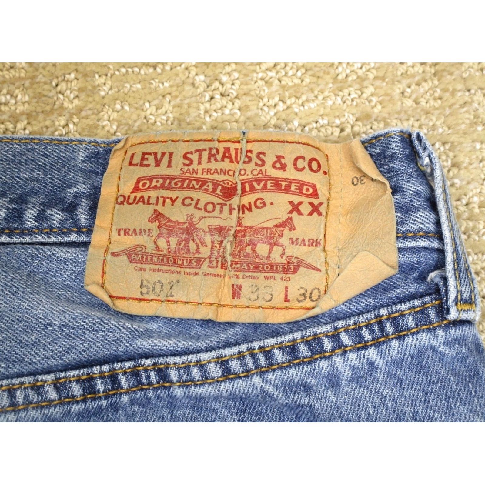 Levi's Vintage Levi's 501 Jeans Men 33x30 Light Wash Blue Button Fly Denim Straight 5-Pocket Regular Rise Mens Jeans Size US 33 - 5 Thumbnail
