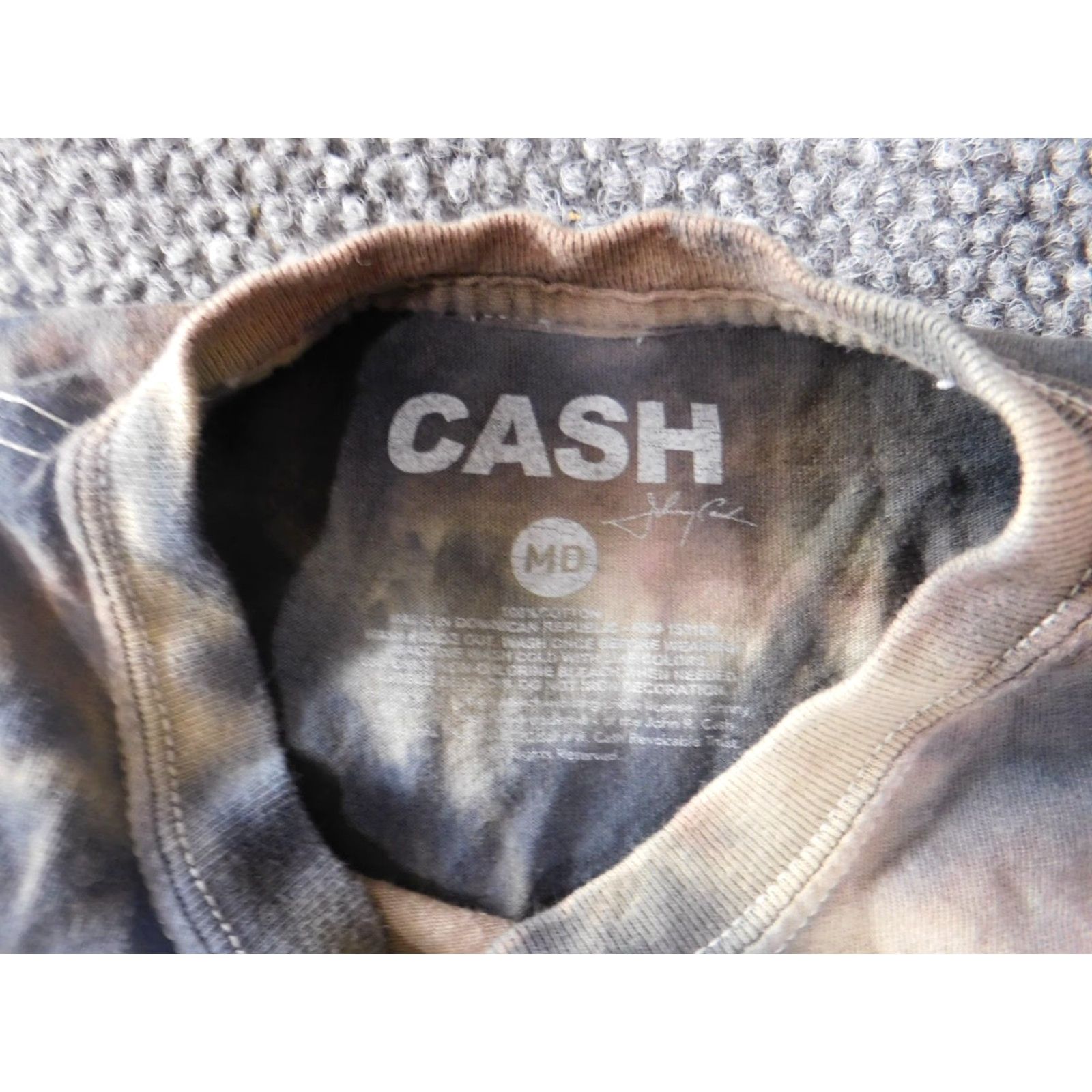 Vintage Johnny Cash Womens Shirt Medium Blue graphic tie-dye Short Sleeve Crew Neck Pullover Casual Regular Women's Shirt Blue Johnny Cash Shirt Size M / US 6-8 / IT 42-44 - 5 Thumbnail