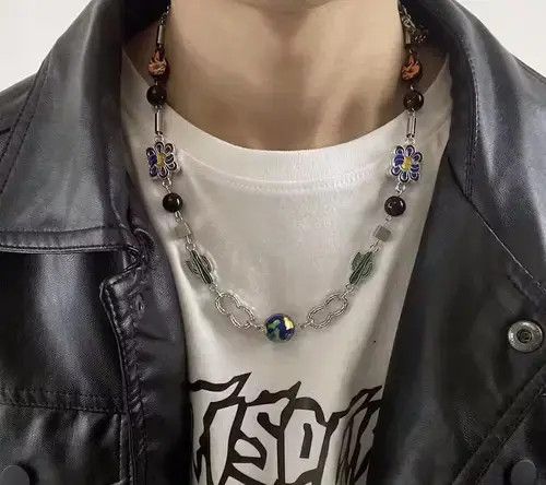 Japanese Brand Retro punk cactus the planet chain necklace aesthetic Size ONE SIZE - 2 Thumbnail