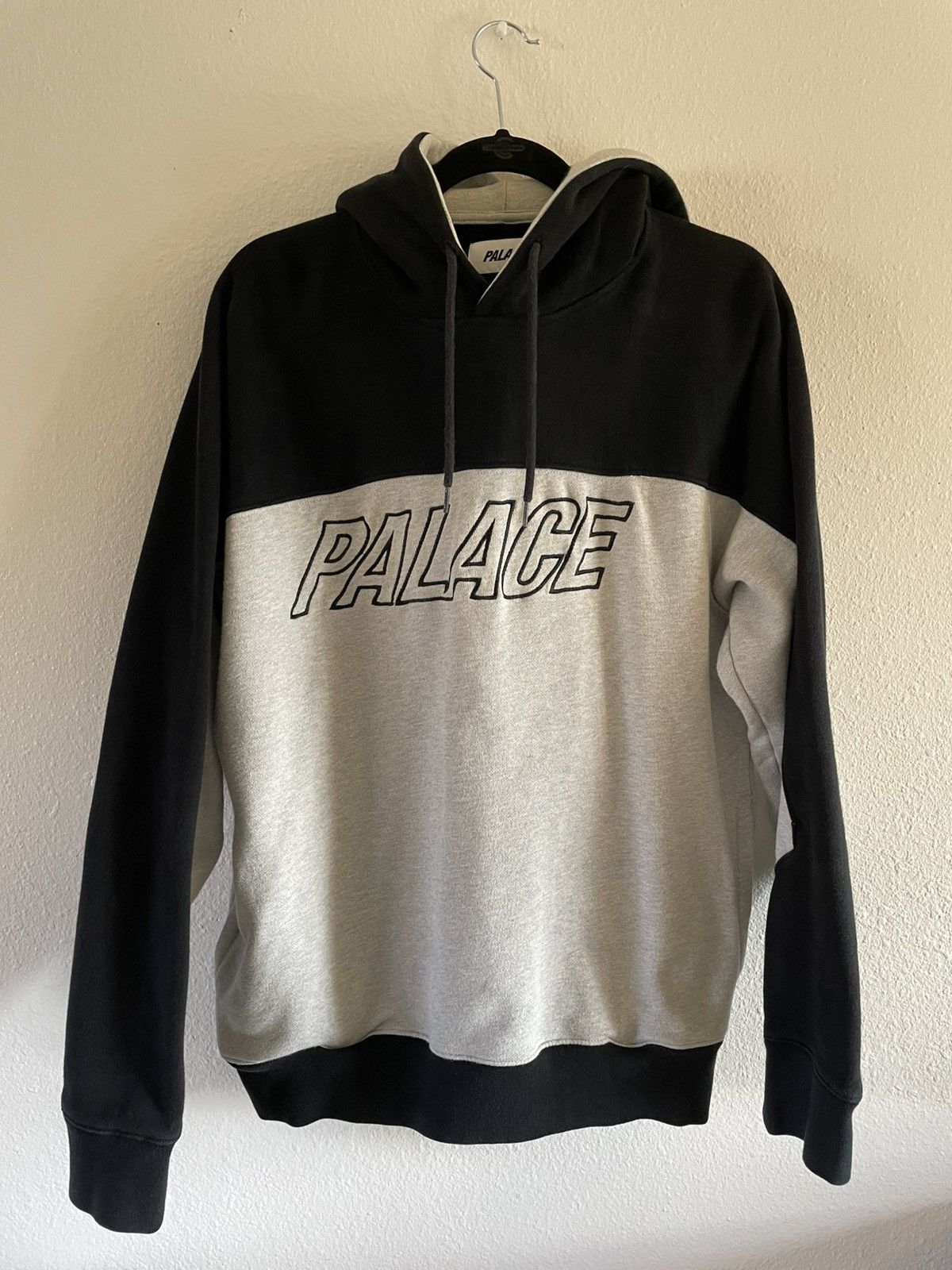 Palace space hoodie hotsell