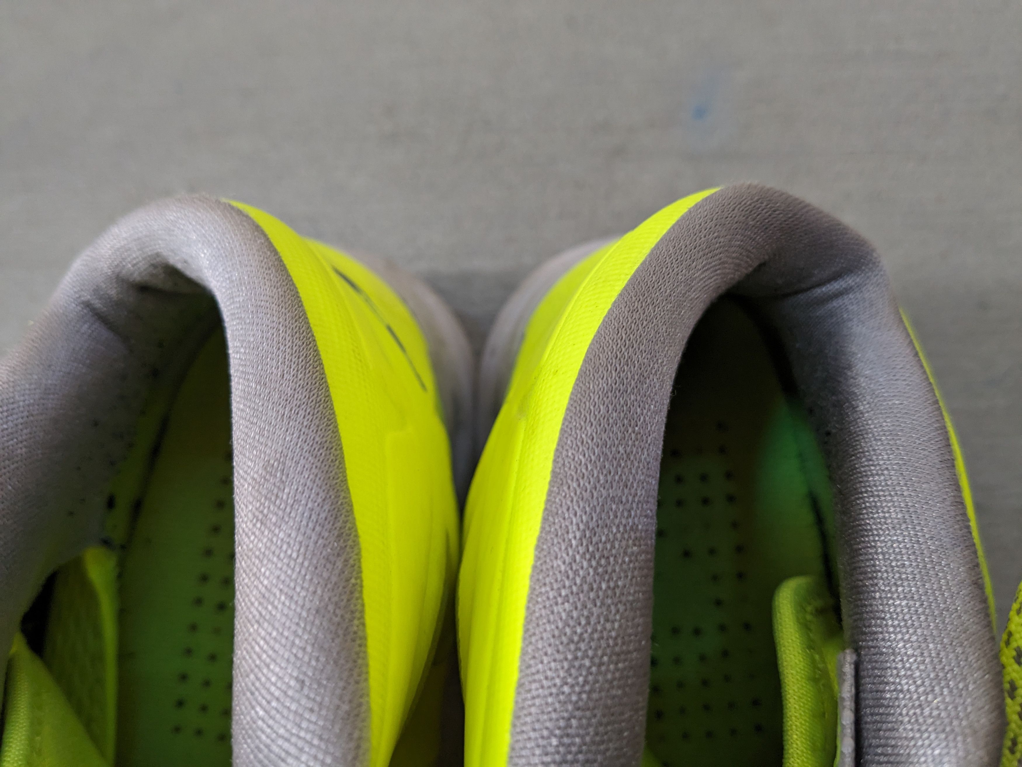 Nike Nike LeBron 10 Volt 11 541100-700 Basketball Yellow Green Size US 11 / EU 44 - 3 Thumbnail