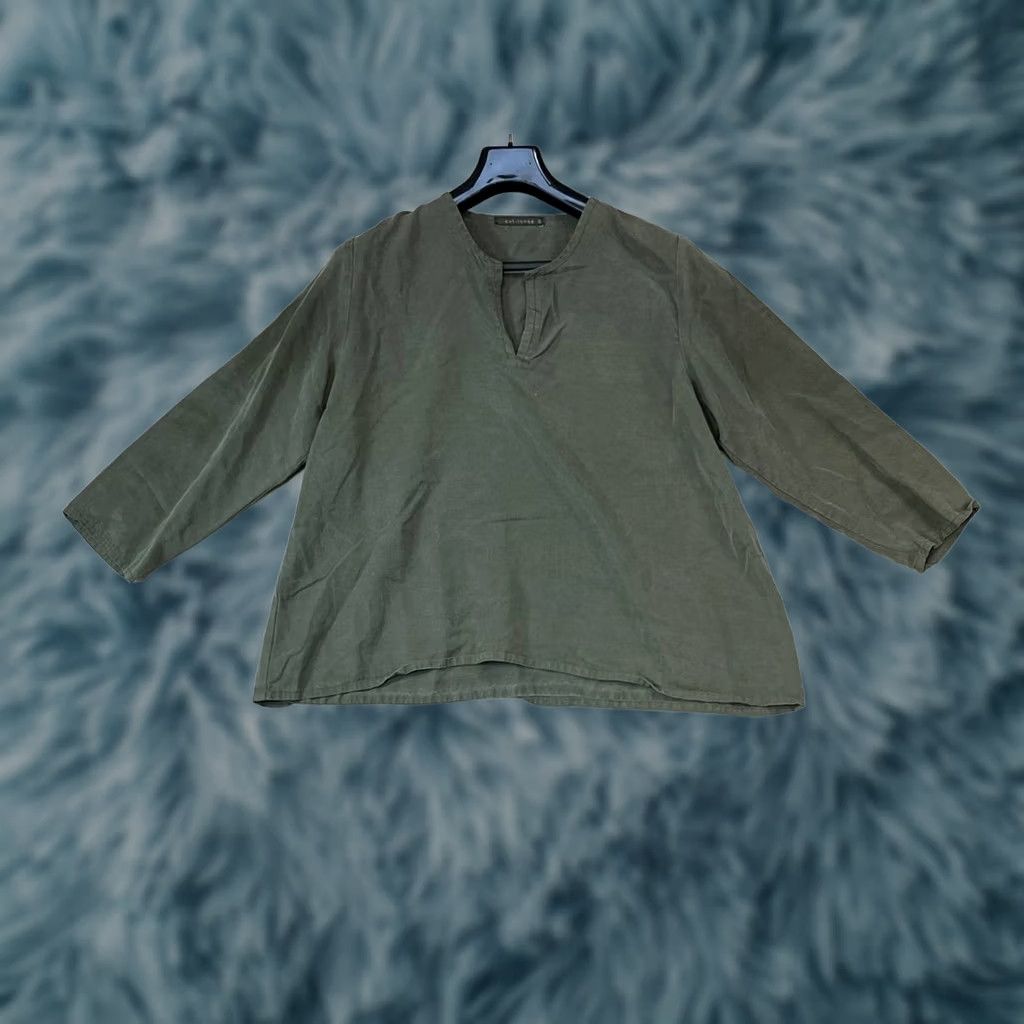 Olive Cut Loose Olive Oversized V-neck 3/4 Sleeve Blouse Top Tencel Medium Womens Size M / US 6-8 / IT 42-44 - 1 Thumbnail