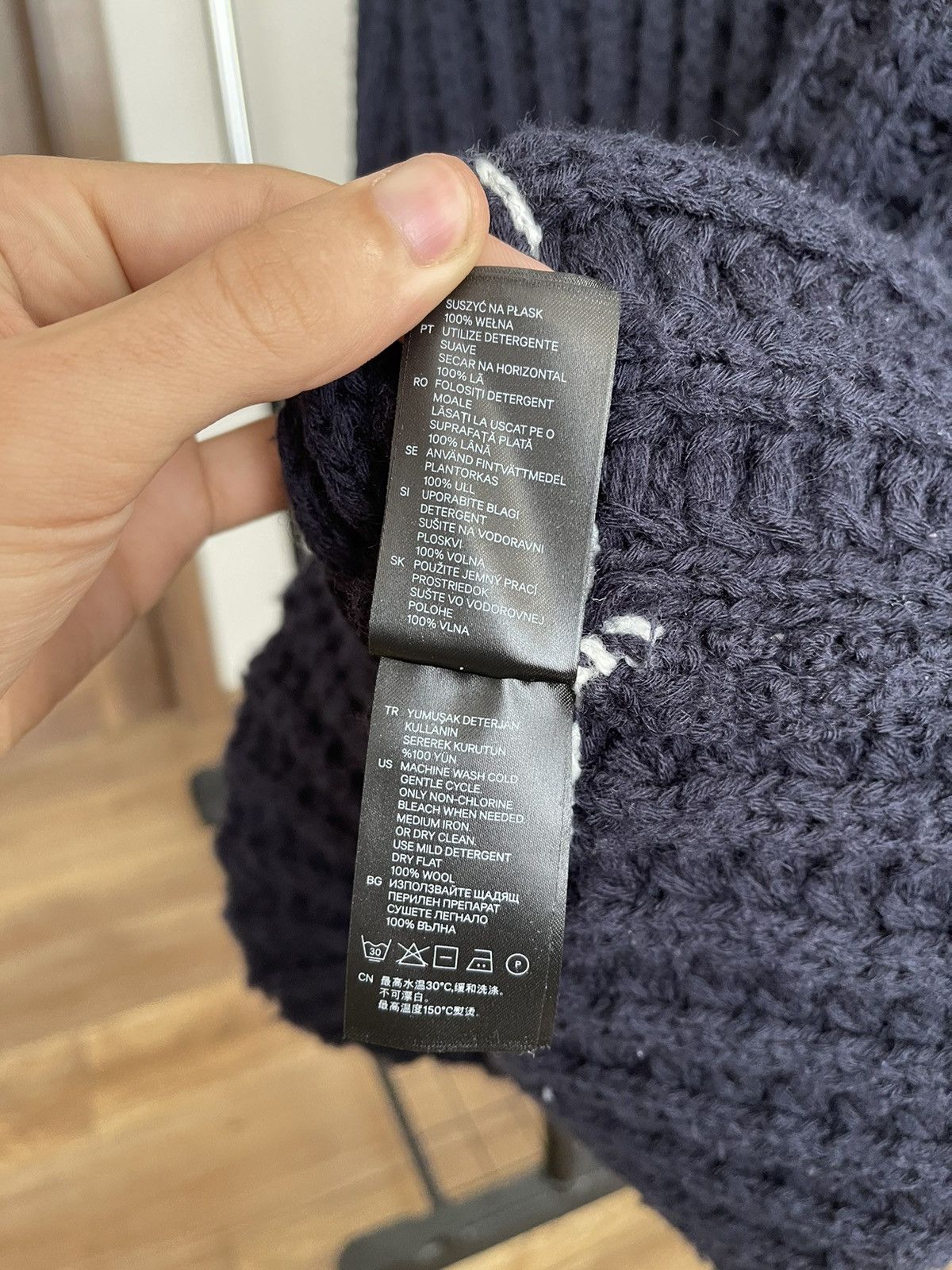 H&M × Maison Margiela Maison Martin Margiela H&M Enlarged Child’s Toy Sweater Wool Size US S / EU 44-46 / 1 - 13 Thumbnail