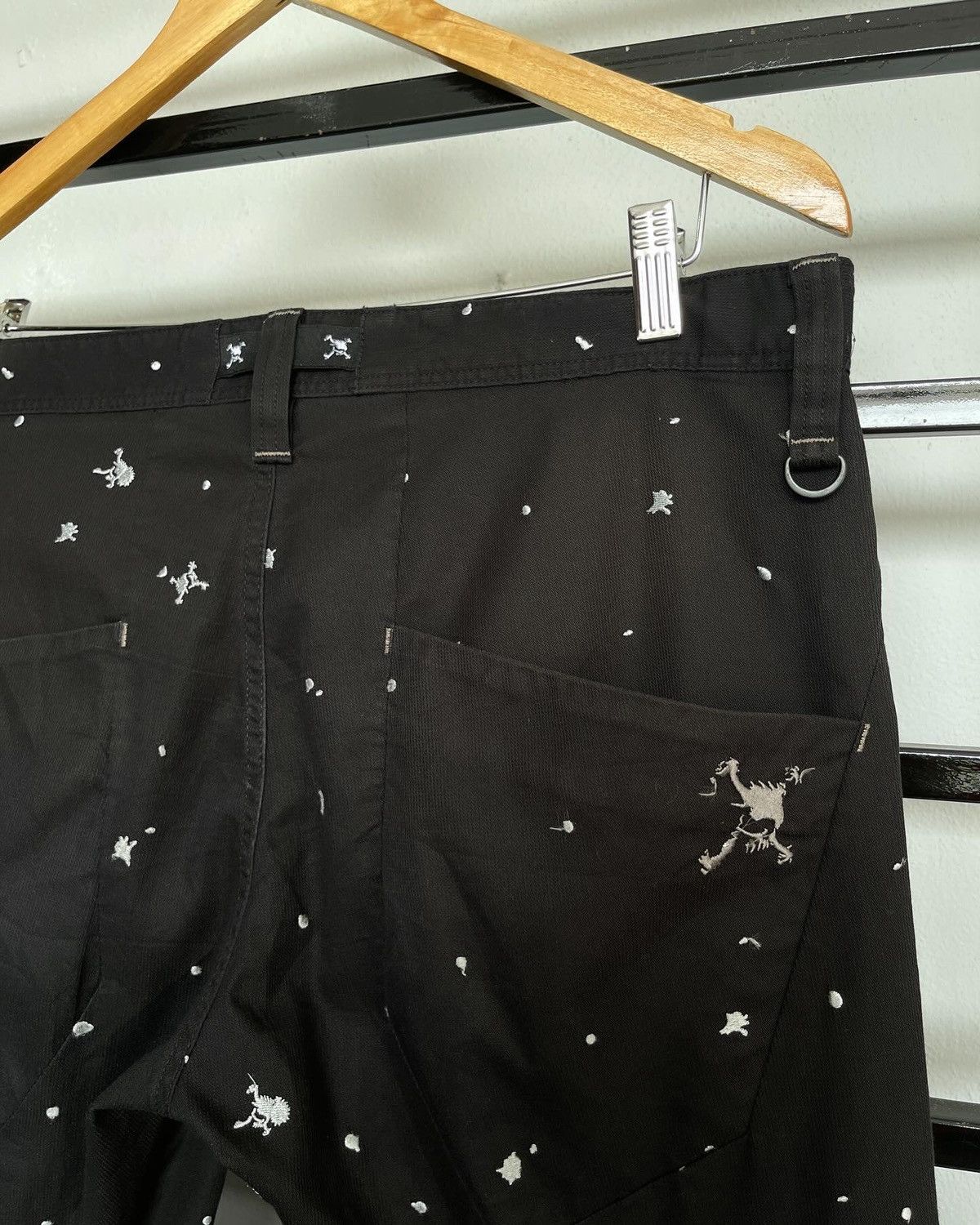 Oakley × Sports Specialties Oakley Hydrolix Pants All Over Embroidered Logo Size US 35 - 4 Thumbnail