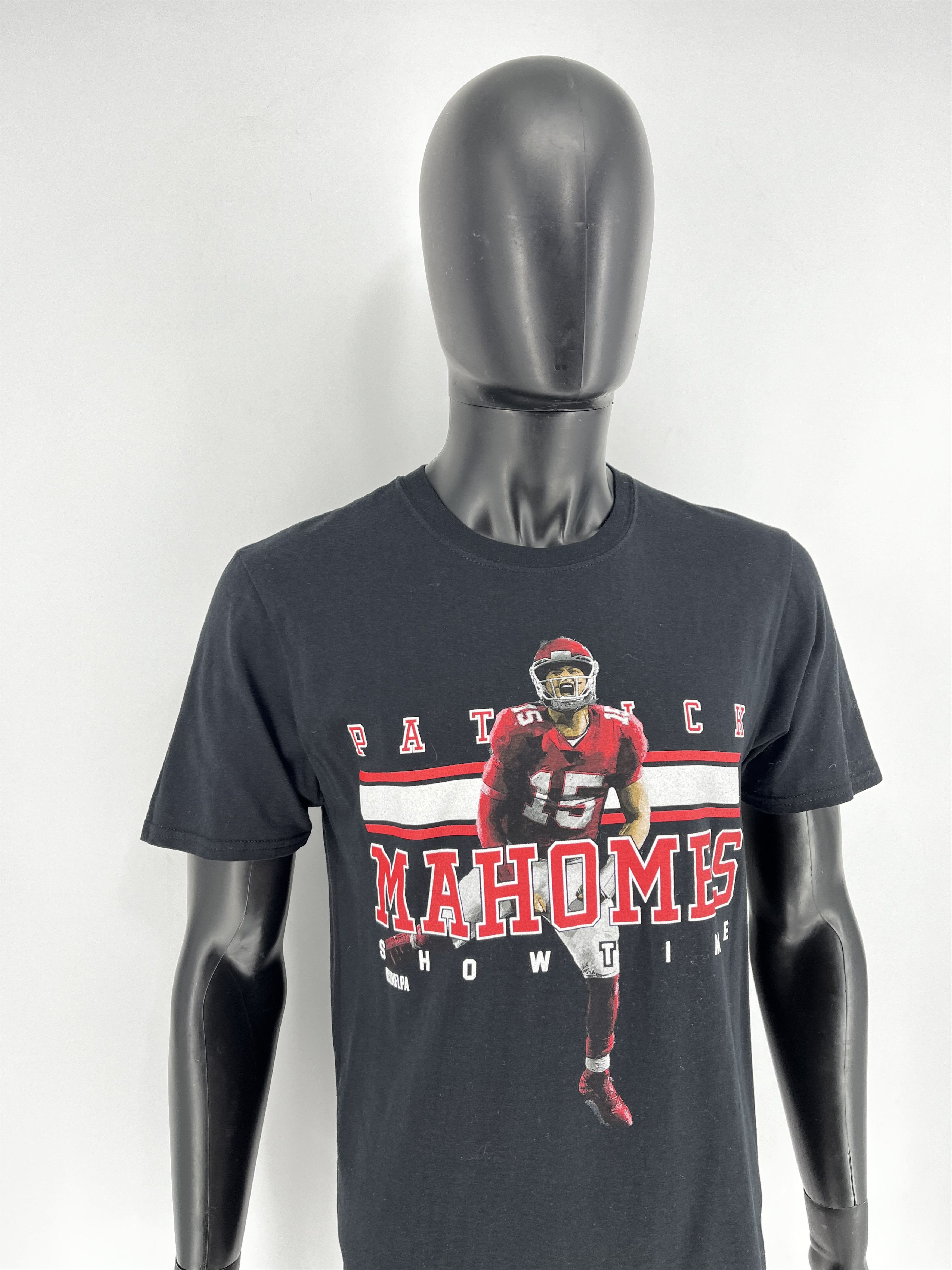 NFL PATRICK MAHOMES KANSAS CITY CHIEFS TSHIRT SHIRT NFL Football Size US M / EU 48-50 / 2 - 3 Thumbnail