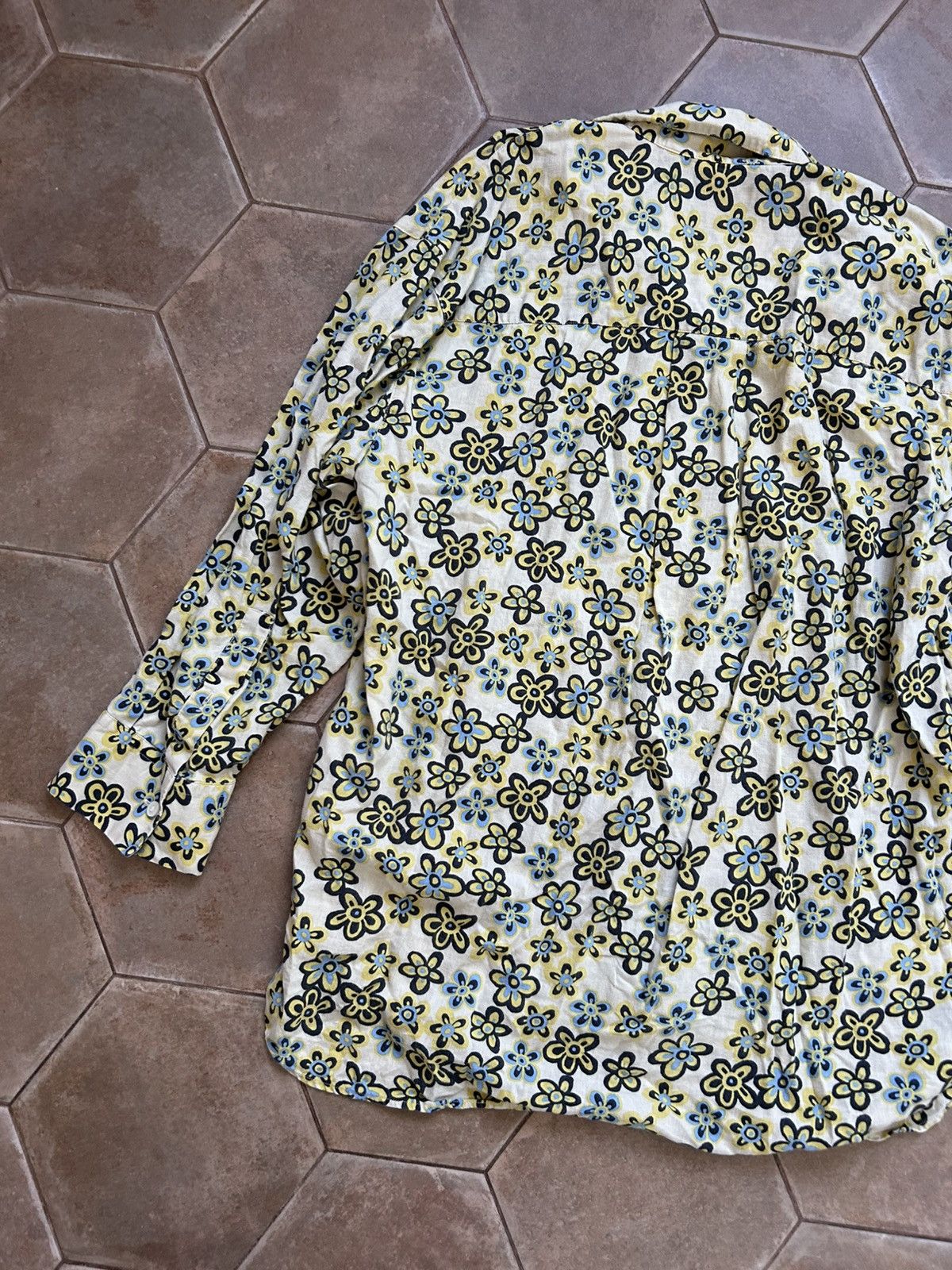 Marni × Uniqlo Marni x Uniqlo Shirt Size US S / EU 44-46 / 1 - 6 Thumbnail