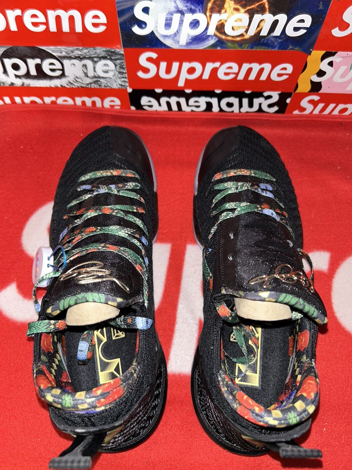 Nike NEW Nike LeBron 16 ‘Watch the Throne’ CI1518-001 size 12 NEW Size US 12 / EU 45 - 4 Thumbnail