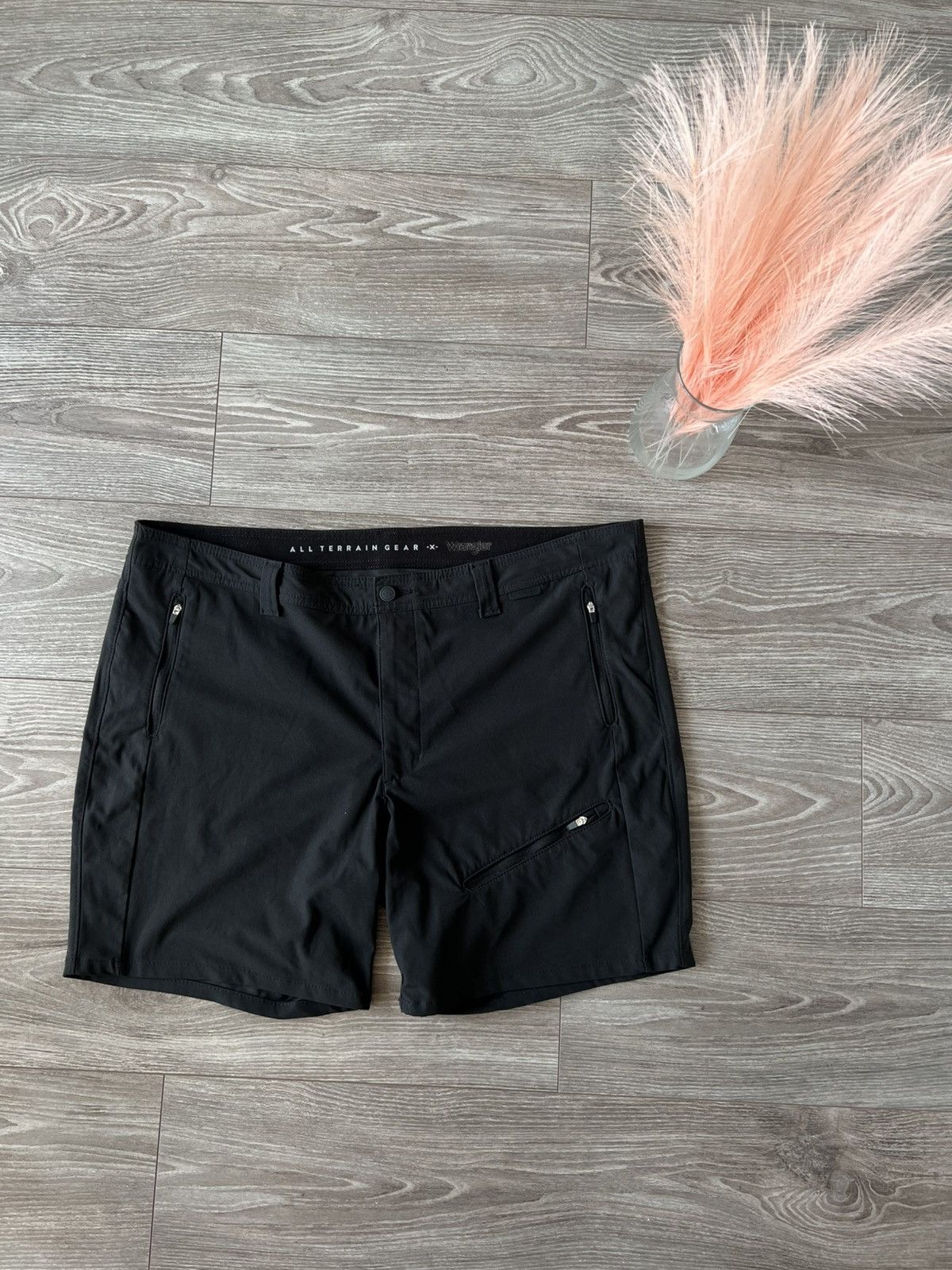 Wrangler ‼️Wrangler All Terrain Gear ATG Gorpcore Shorts‼️ Size US 37 - 7 Thumbnail
