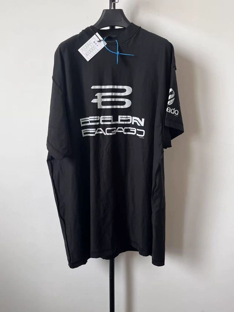 Balenciaga Balenciaga Logo letter printed round neck short sleeve T-s Size US M / EU 48-50 / 2 - 1 Thumbnail