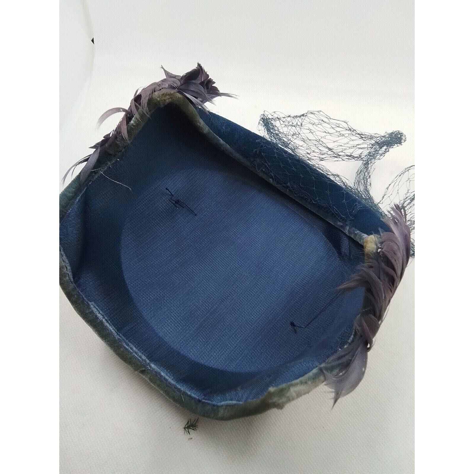 Designer Ladies Blue Felt Hat With Feathers and Light purple Netting Size ONE SIZE - 8 Thumbnail
