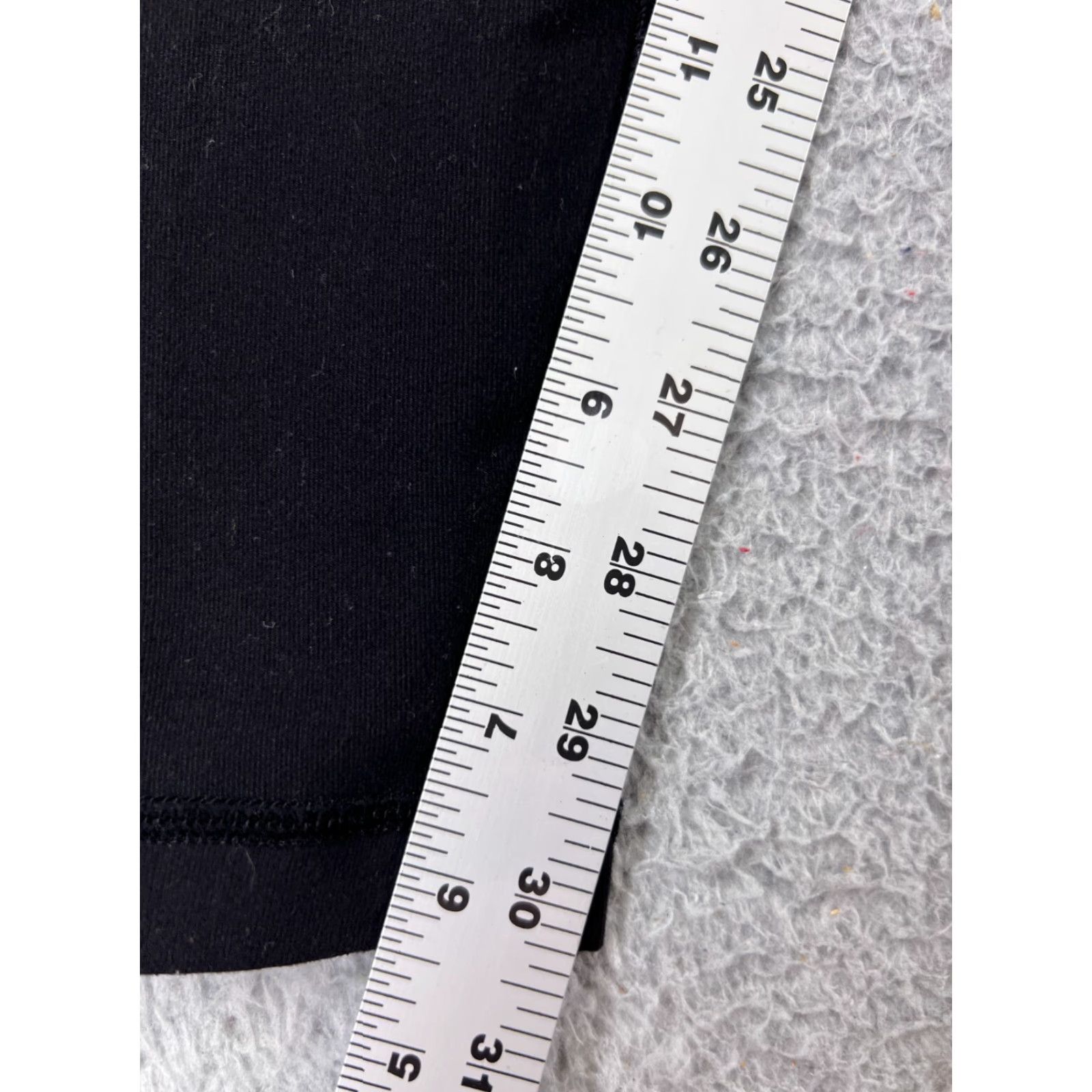 Lululemon LULULEMON Reversible Wunder Under Pants Womens 6 Black 30" Tapered Athleisure Yoga Size 28" / US 6 / IT 42 - 6 Thumbnail