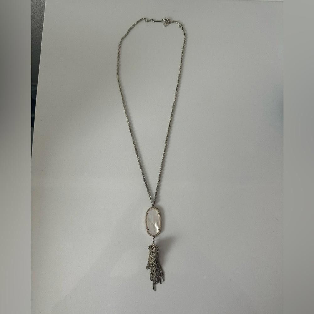 Designer Kendra Scott Rayne Ivory Mother of Pearl Long Gold Necklace Size ONE SIZE - 2 Thumbnail