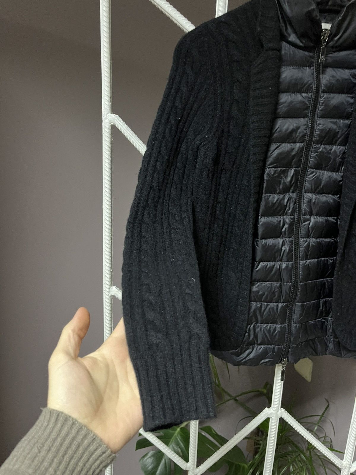 Moncler Moncler Wool & Cashmere Puffer Sweater Size S / US 4 / IT 40 - 2 Thumbnail
