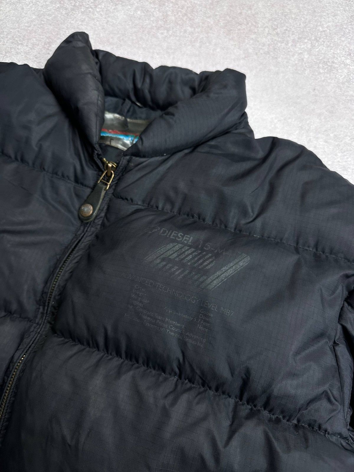 Diesel Vintage 90s Diesel Heavy Puffer Jacket L Size US L / EU 52-54 / 3 - 5 Thumbnail
