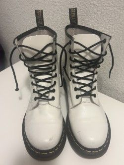 Dr. Martens white doc marten boots Size US 9 / IT 39 - 3 Thumbnail
