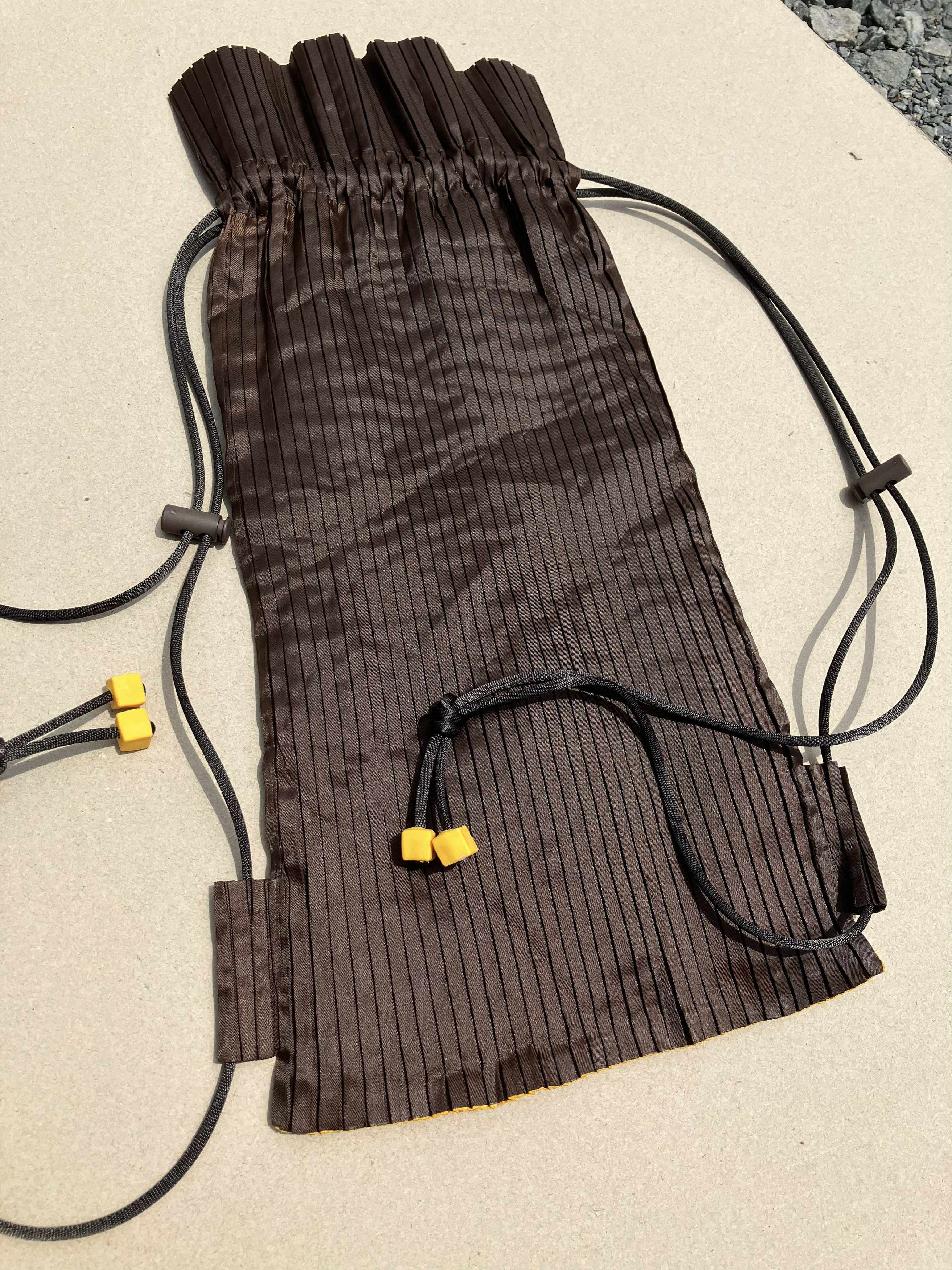 Issey Miyake Issey Miyake me NEW Drawstring Bag Backpack Unisex Bag Brown Size ONE SIZE - 7 Thumbnail