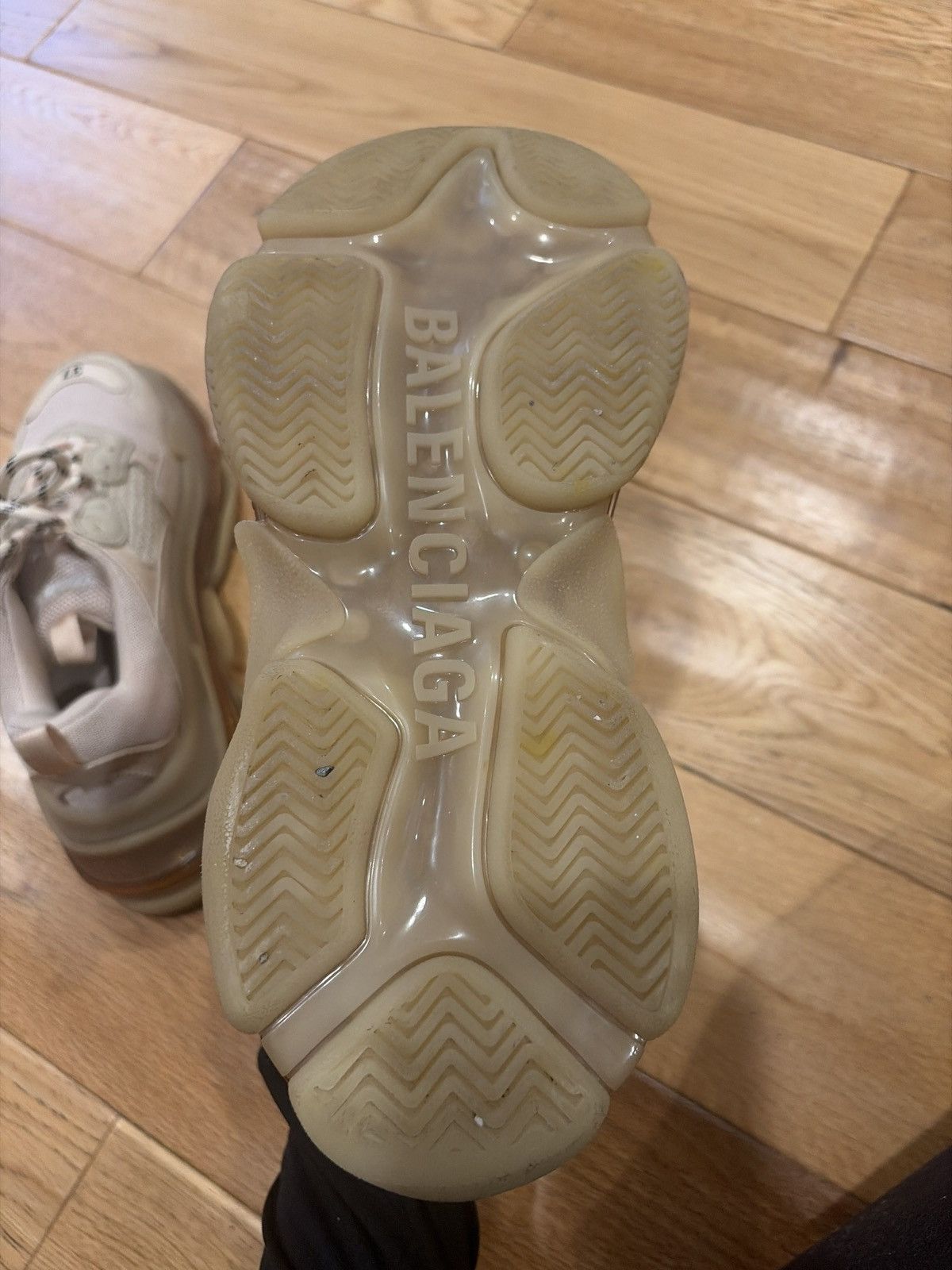 Balenciaga Balenciaga Triple S Clear Sole Off-White Sneaker Size US 7 / IT 37 - 7 Thumbnail