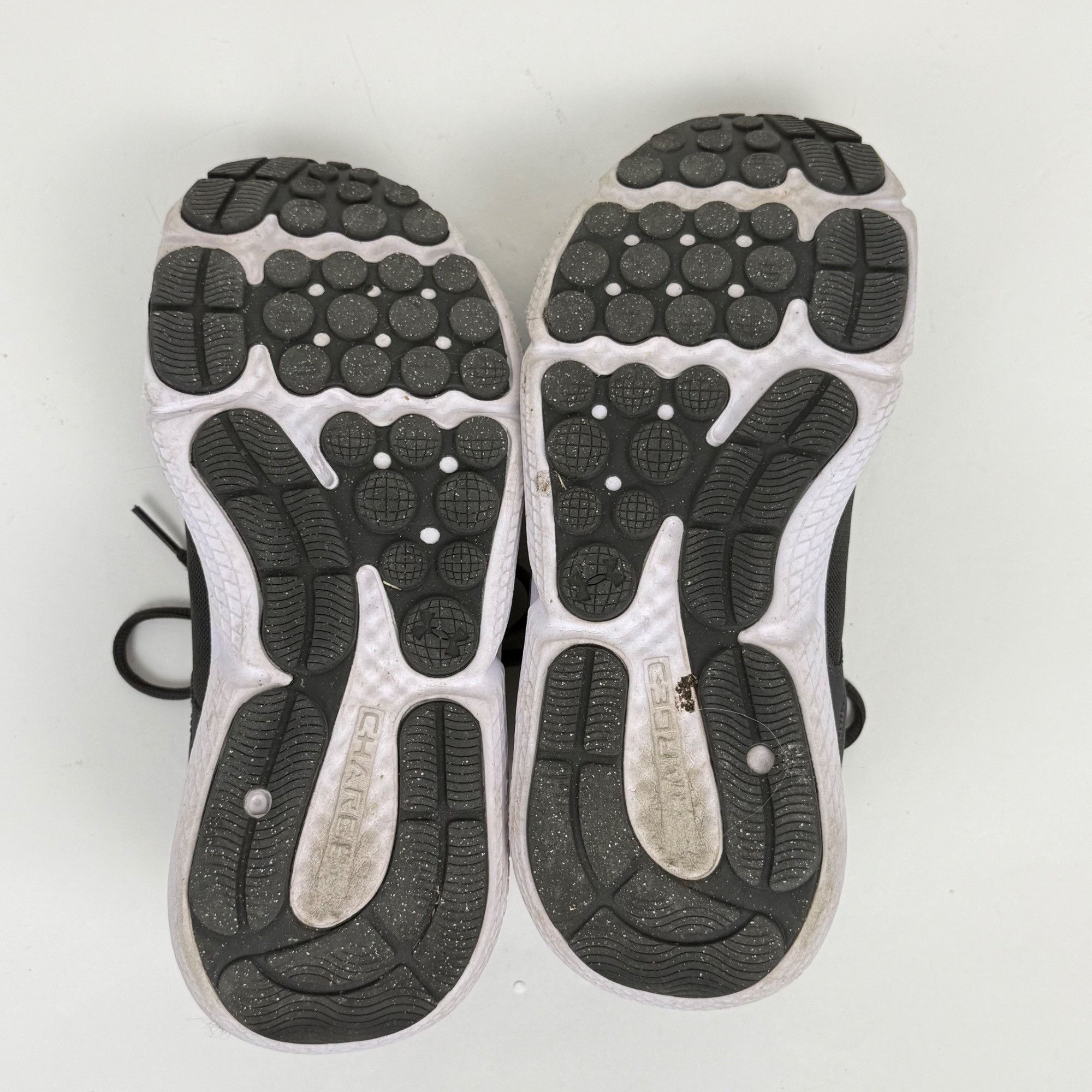 Under Armour Under Armour Charged Gray Running Athletic Shoes 8.5 Size US 8.5 / IT 38.5 - 10 Thumbnail
