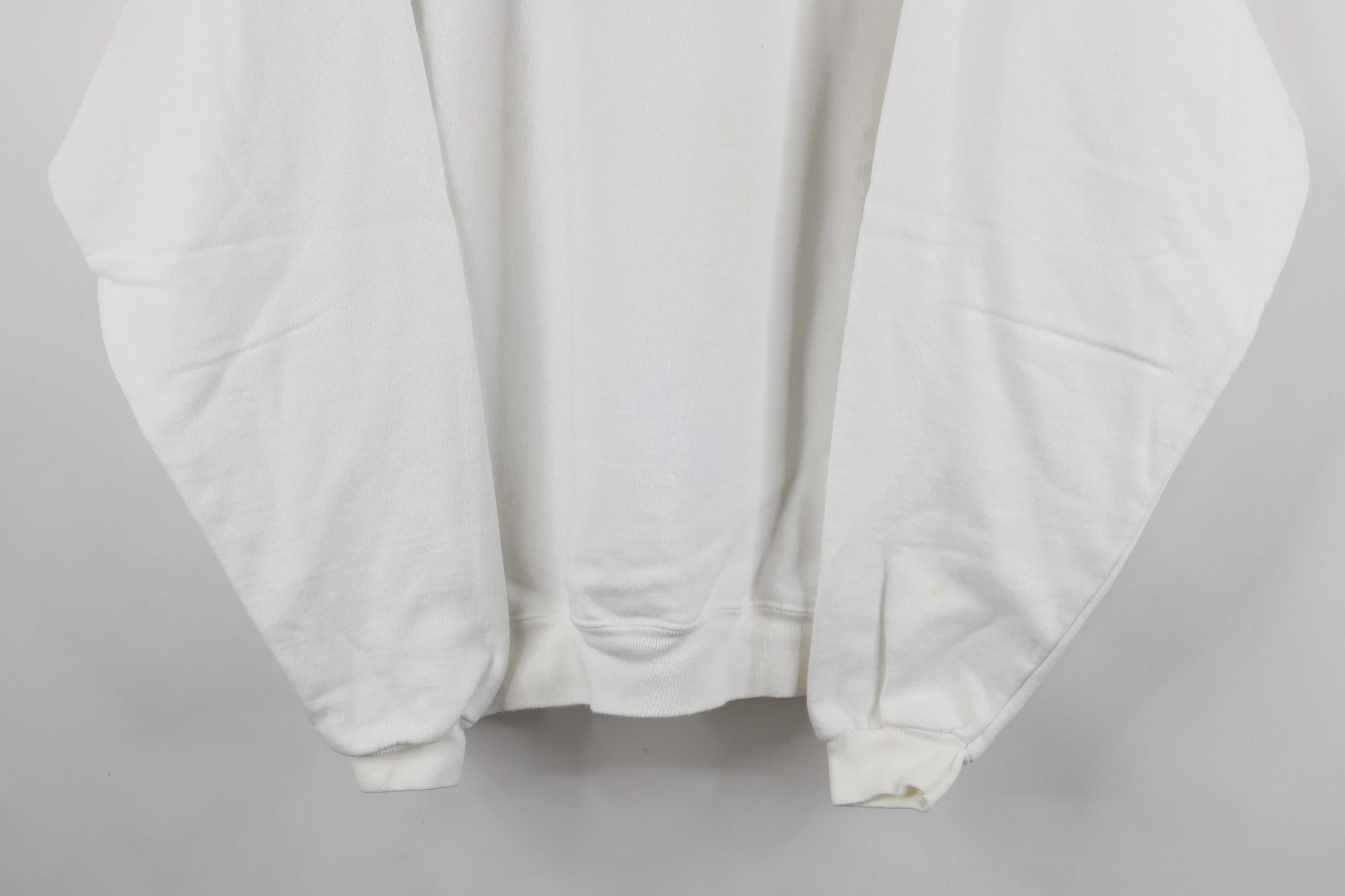 Vintage Vintage 90s Mackinac Island Round Lighthouse Sweatshirt Size US XL / EU 56 / 4 - 3 Thumbnail