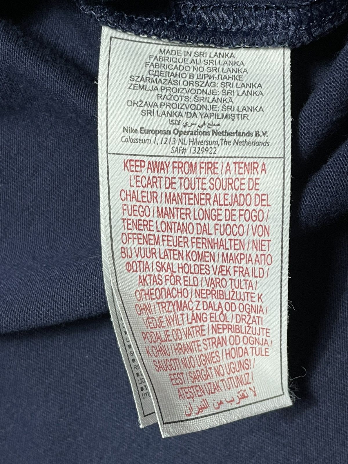 Nike 00’s Nike Rugby Polo Tee England Swoosh Logo Retro Y2k Rare Size US L / EU 52-54 / 3 - 8 Thumbnail