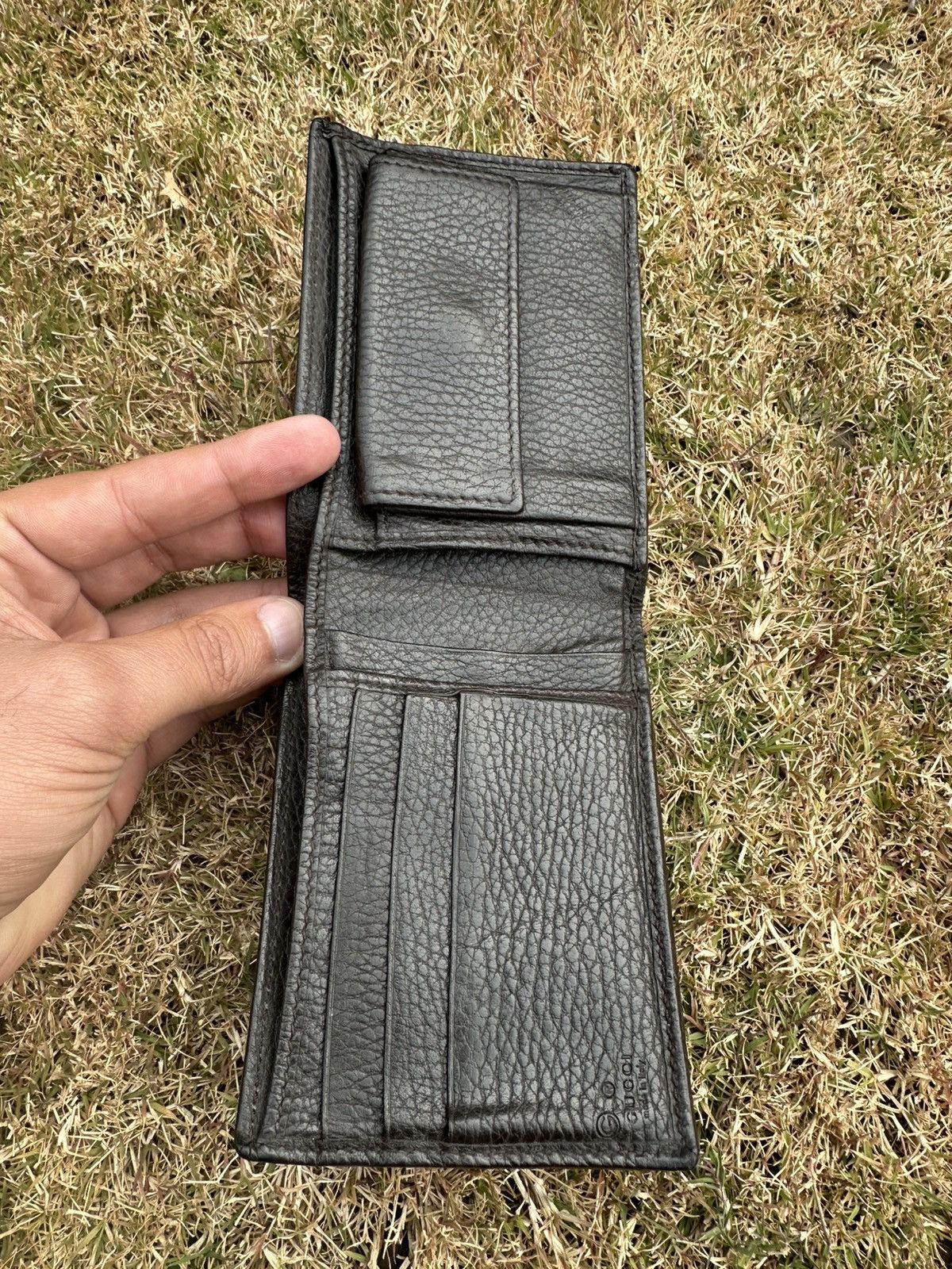 Gucci GUCCI MONOGRAM GG CANVAS LEATHER BI-FOLD WALLET ,COIN POUCH Size 26 - 2 Thumbnail