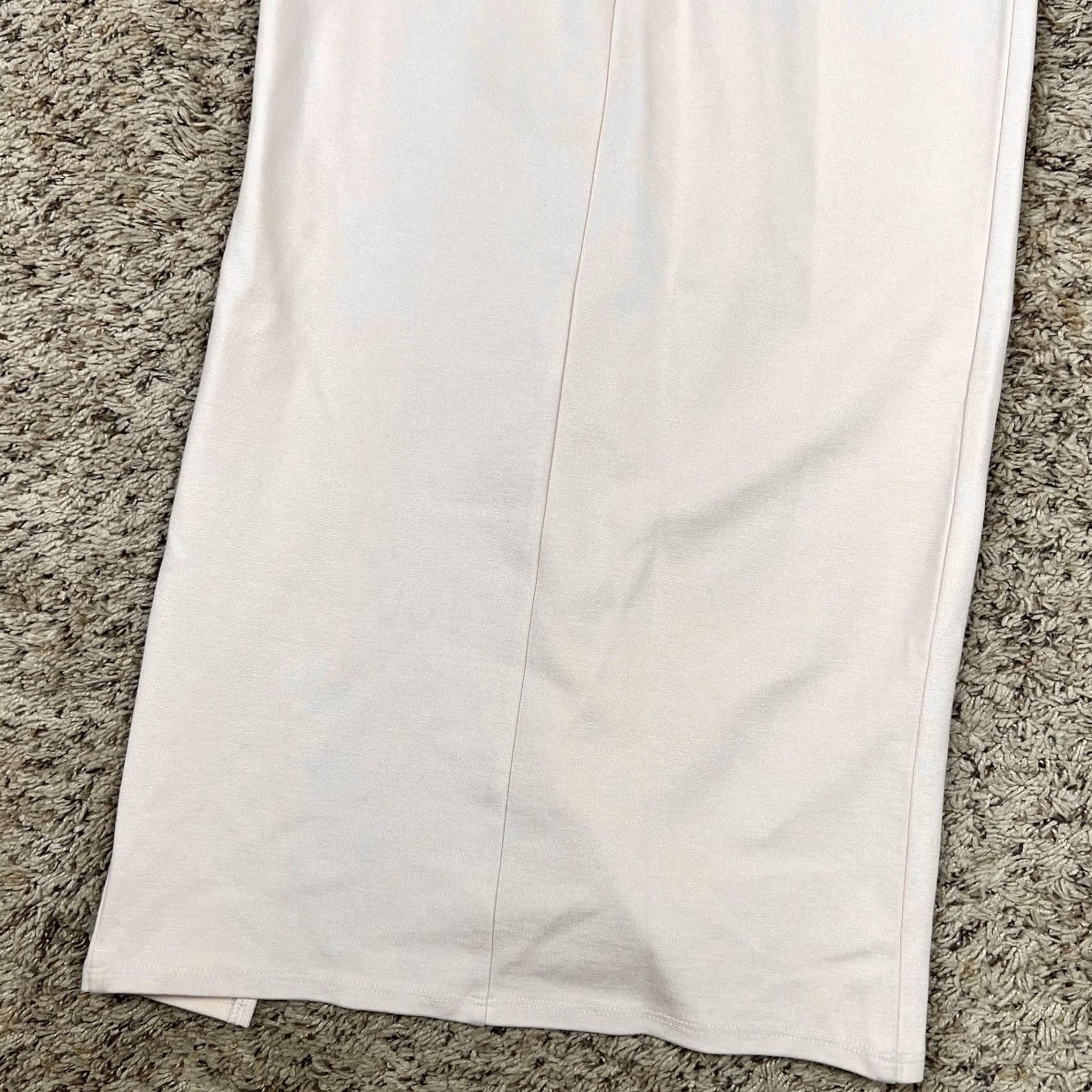 Forever 21 FOREVER 21 Spaghetti Strappy V-Neck Midi Dress Womens S Pink Pastel Solid Stretch Fitted Summer Spring Fall Party Wedding Lightweight Sleeveless Size S / US 4 / IT 40 - 7 Thumbnail