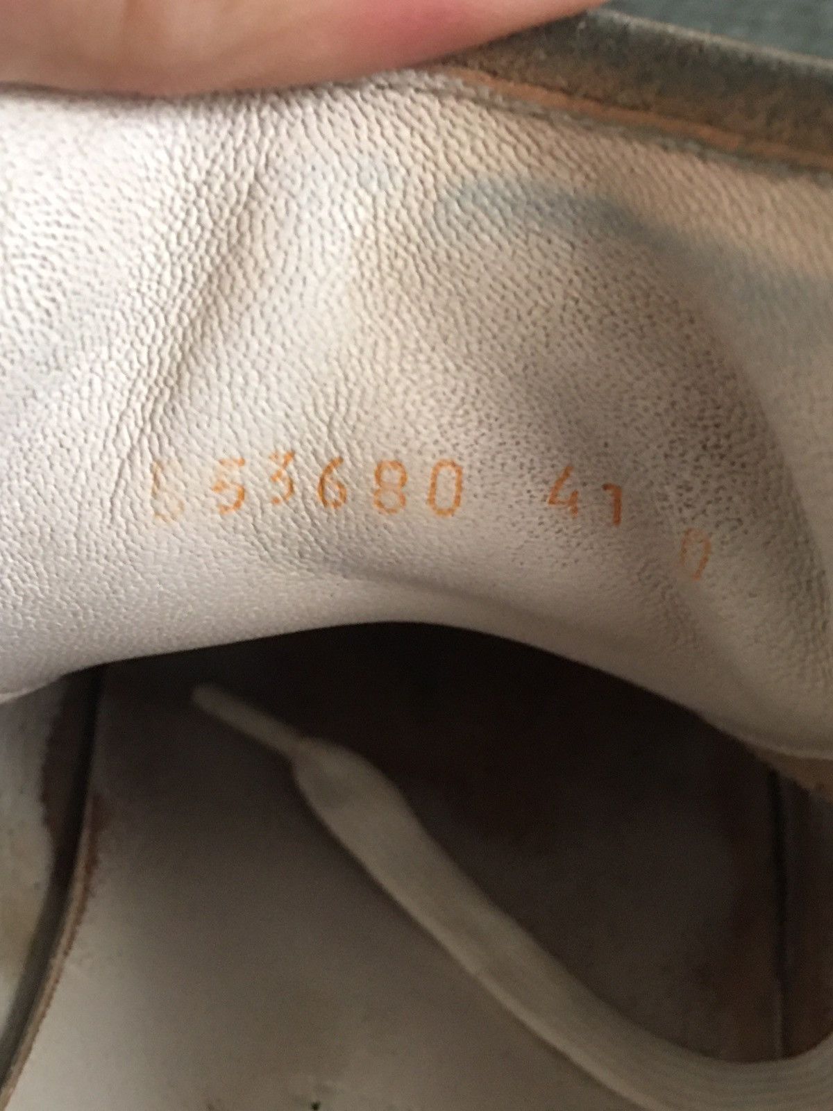 Alexander McQueen Alexander McQueen Oversized White Leather Sneakers EU 41 Size US 8 / EU 41 - 13 Thumbnail