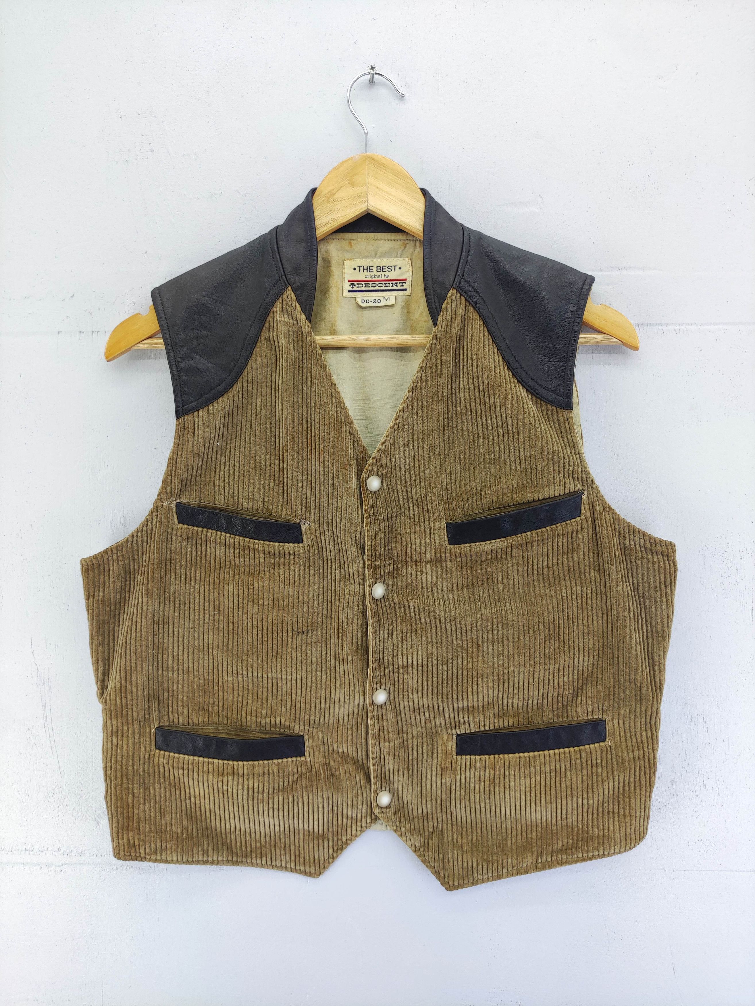 Descente Vintage Descente Corduroy Snap Button Vest Size US M / EU 48-50 / 2 - 1 Thumbnail