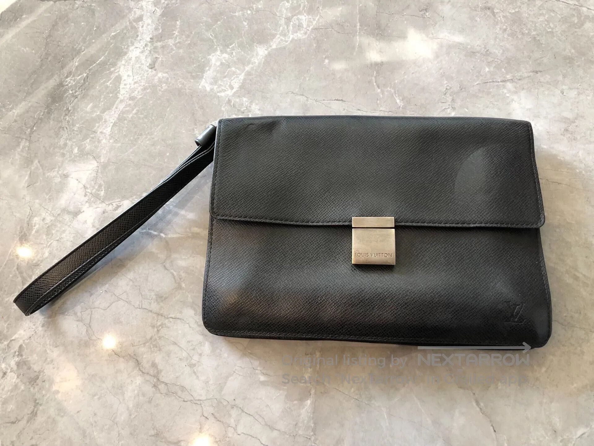 Louis Vuitton LV Men's Handbag Clutch Briefcase. Size ONE SIZE - 1 Thumbnail