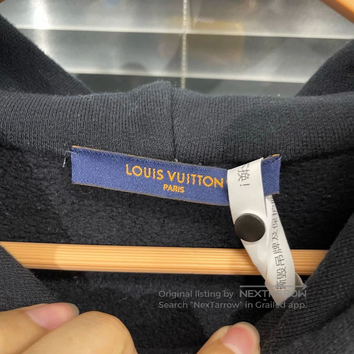 Louis Vuitton Black Hoodie with Drawstrings and Front Pocket. Size US S / EU 44-46 / 1 - 3 Thumbnail