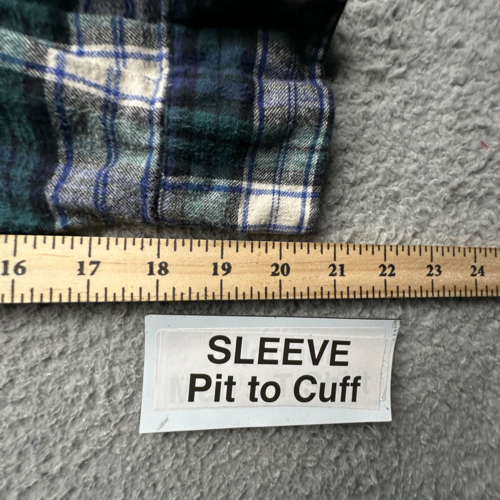 L.L. Bean Vintage LL Bean Green Plaid Flannel Button Up L Button Down Size US L / EU 52-54 / 3 - 6 Thumbnail