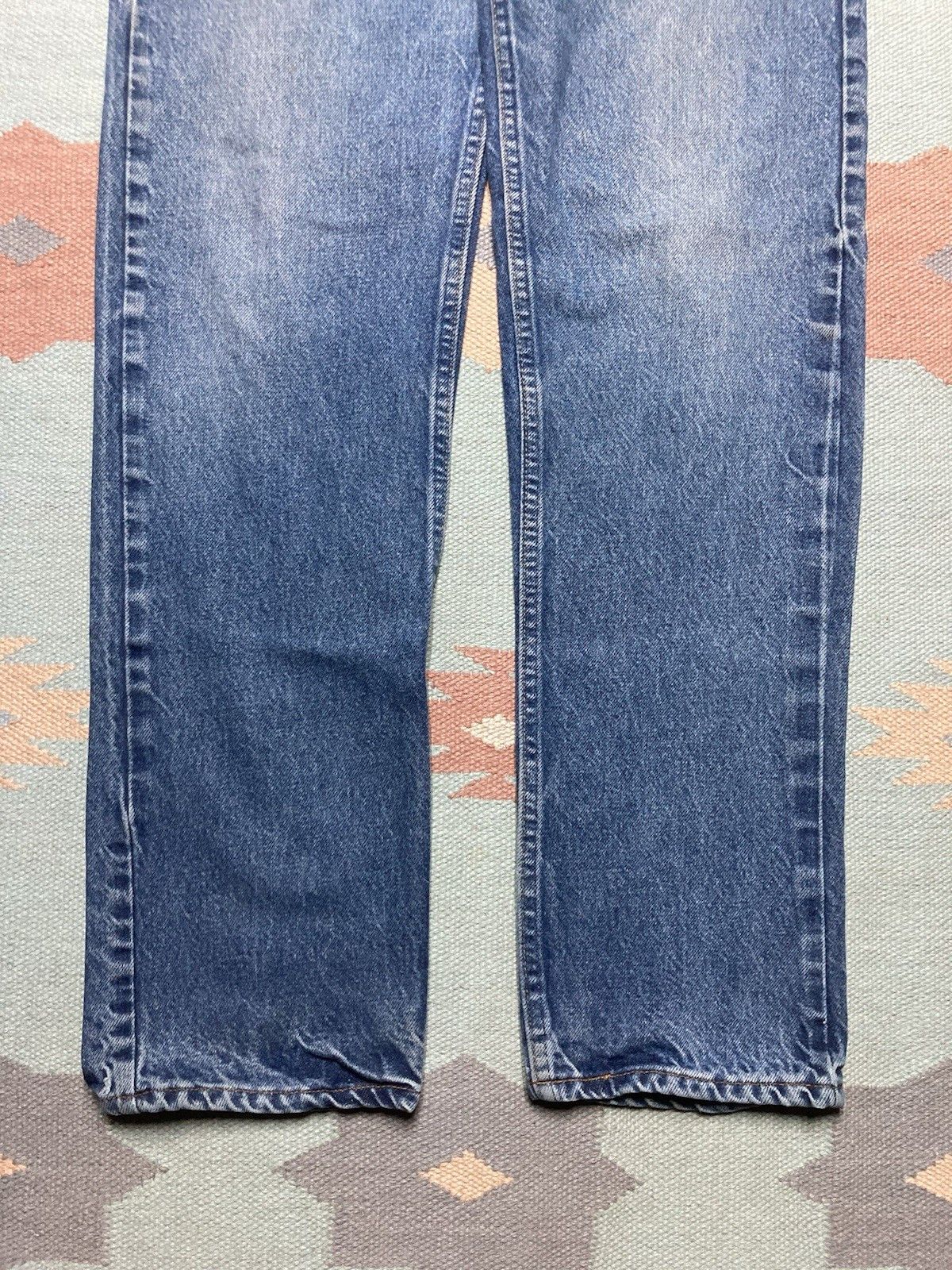 Levi's × Vintage 1980s Levi’s 505 0217 jeans faded denim dark indigo 33x32 Size US 33 - 2 Thumbnail